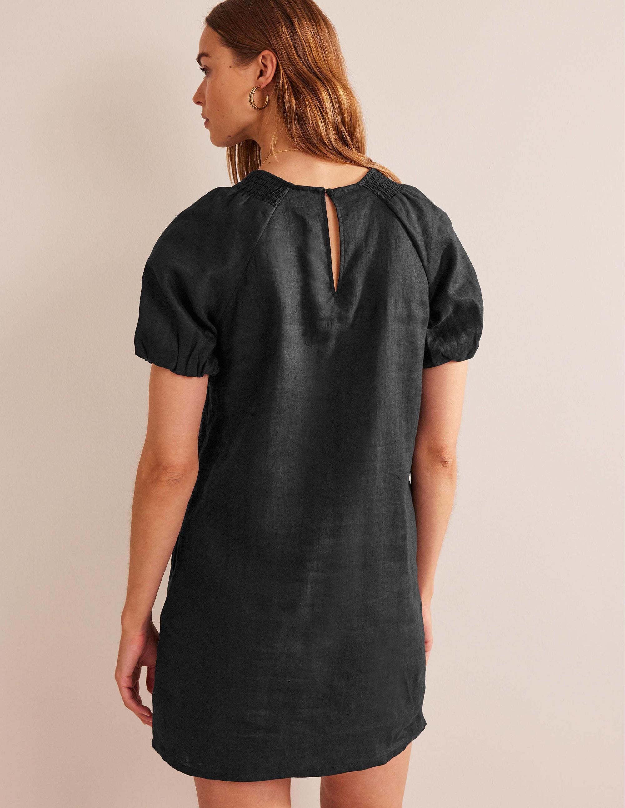 Leinen-Minikleid mit Ärmeldetail-Schwarz - Image 3