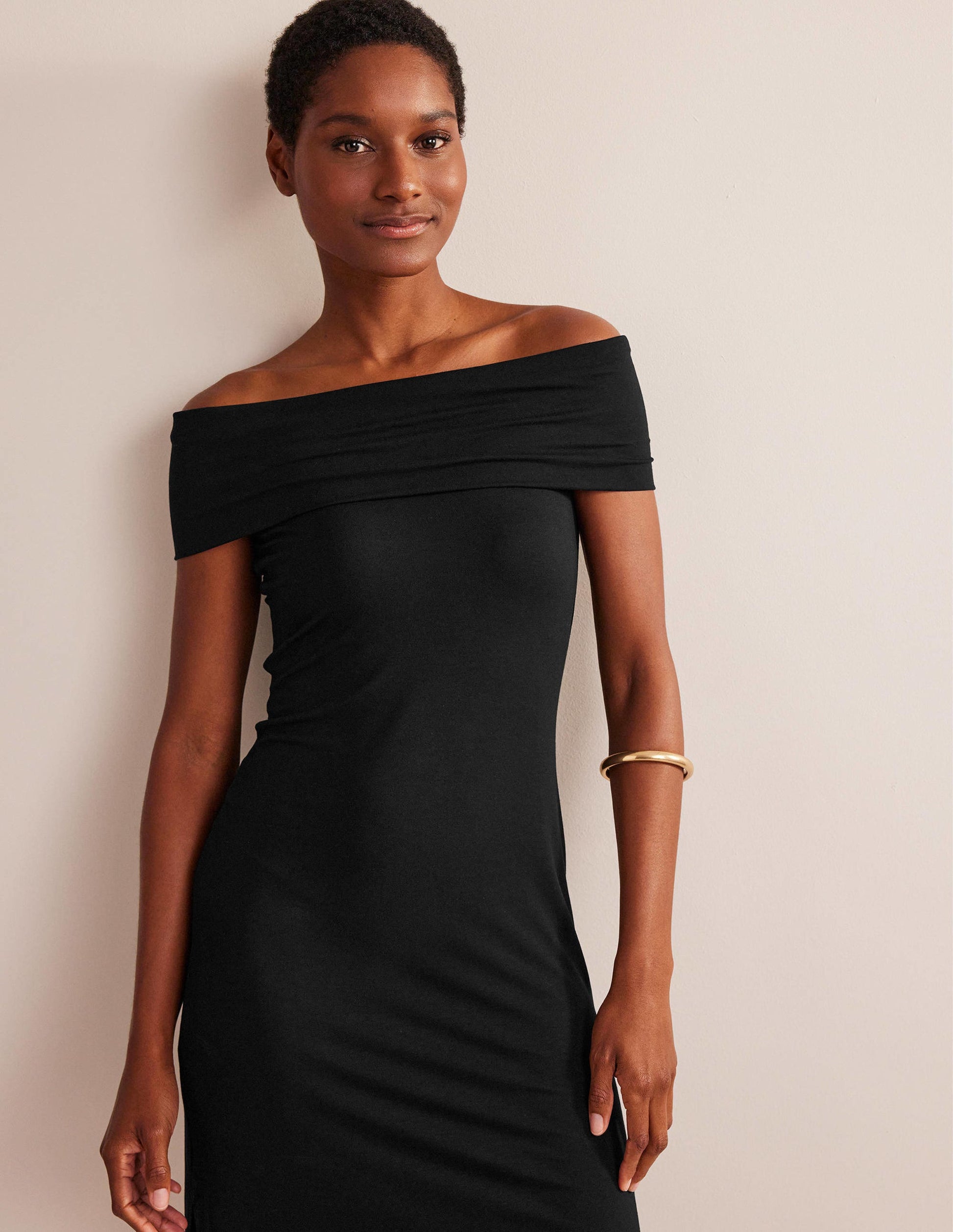Schulterfreies Midikleid aus Jersey-Schwarz-4