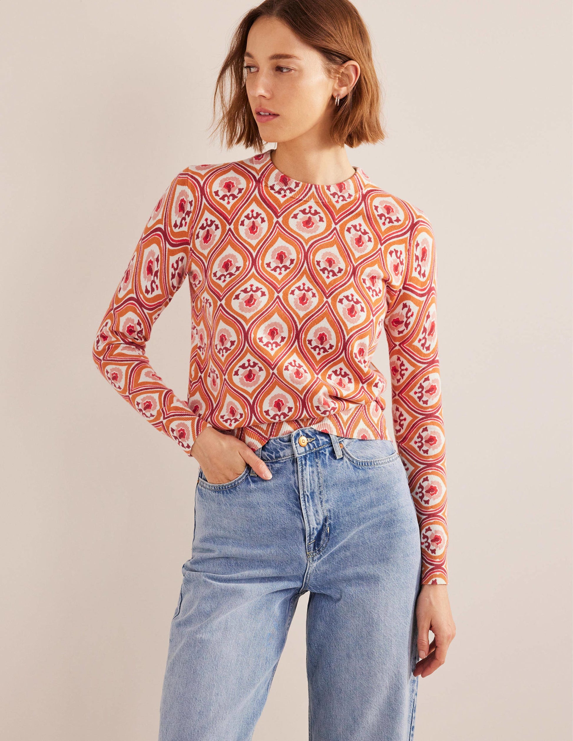 Gemusterter Pullover mit hohem Kragen-Kumquatorange, Geometrisches Kaskadenmuster-4