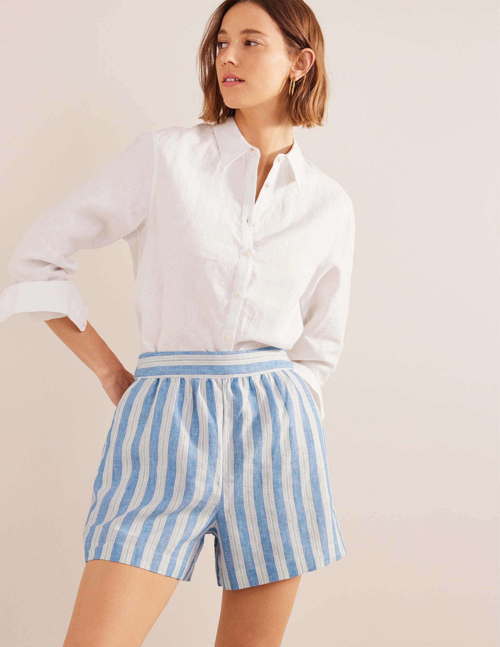 Leinenshorts zum Hineinschlüpfen-Porzellanblau, Glitzerstreifen-1