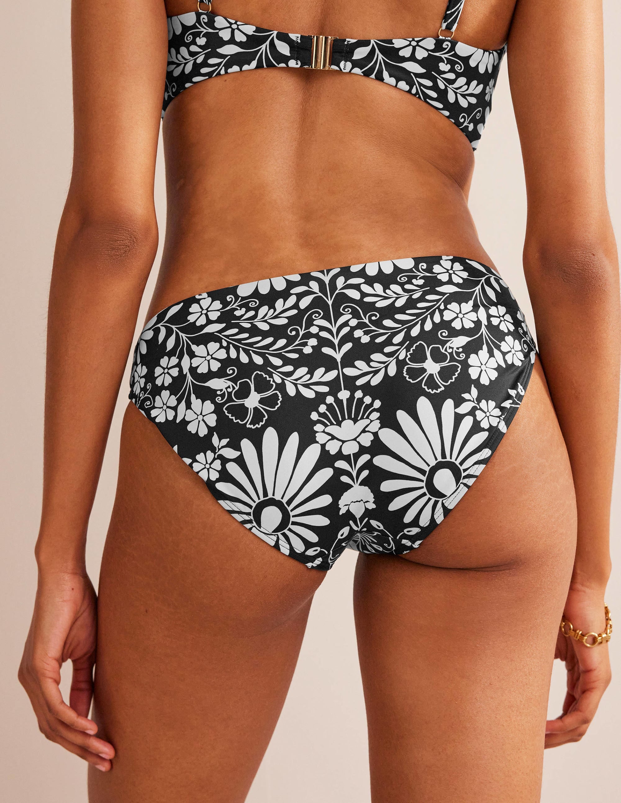 Classic Bikini Bottoms-Nero, Gardenia Sprig - Image 3