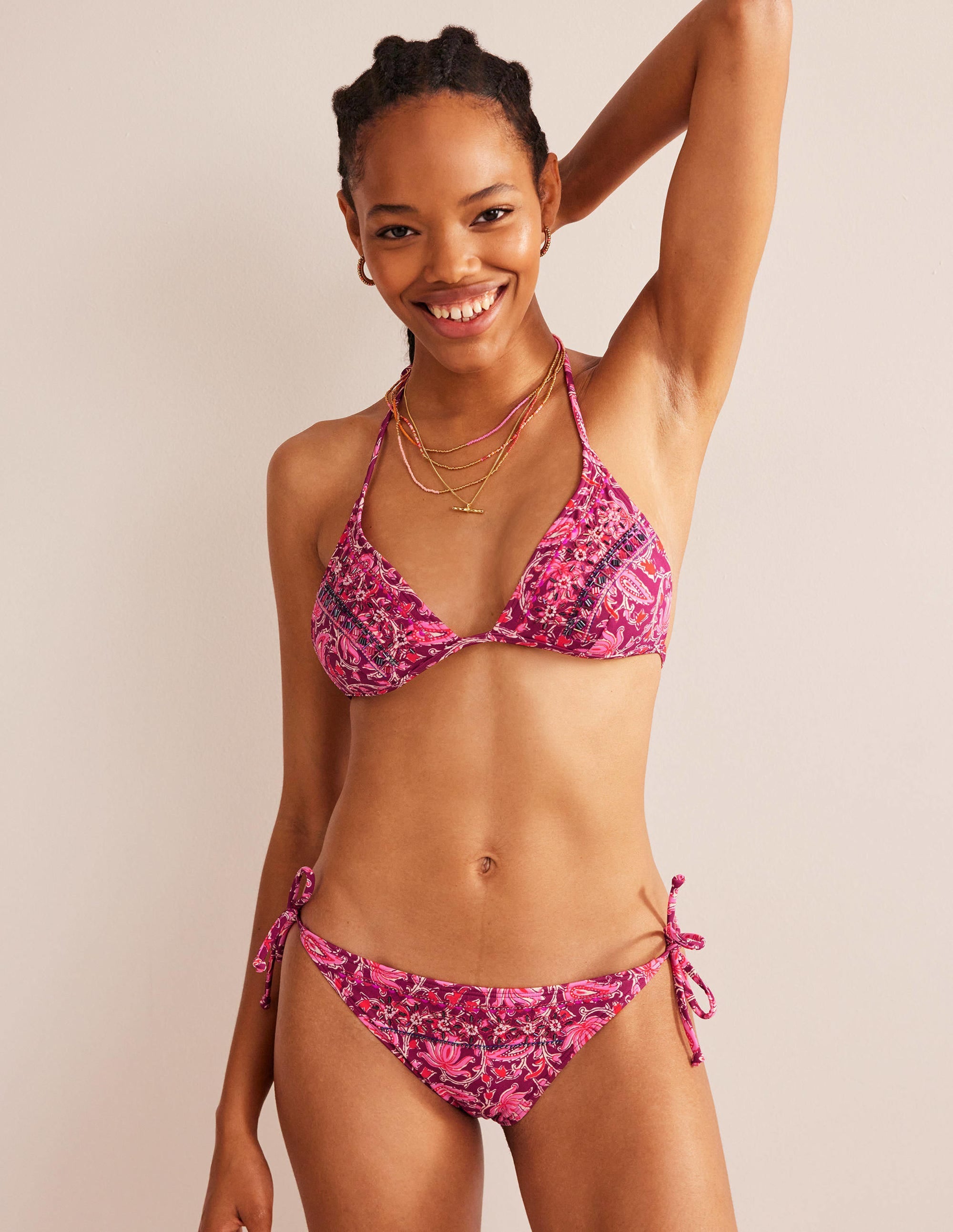 Haut de bikini orné de perles-Framboise, motif Botanic Vine - Image 4