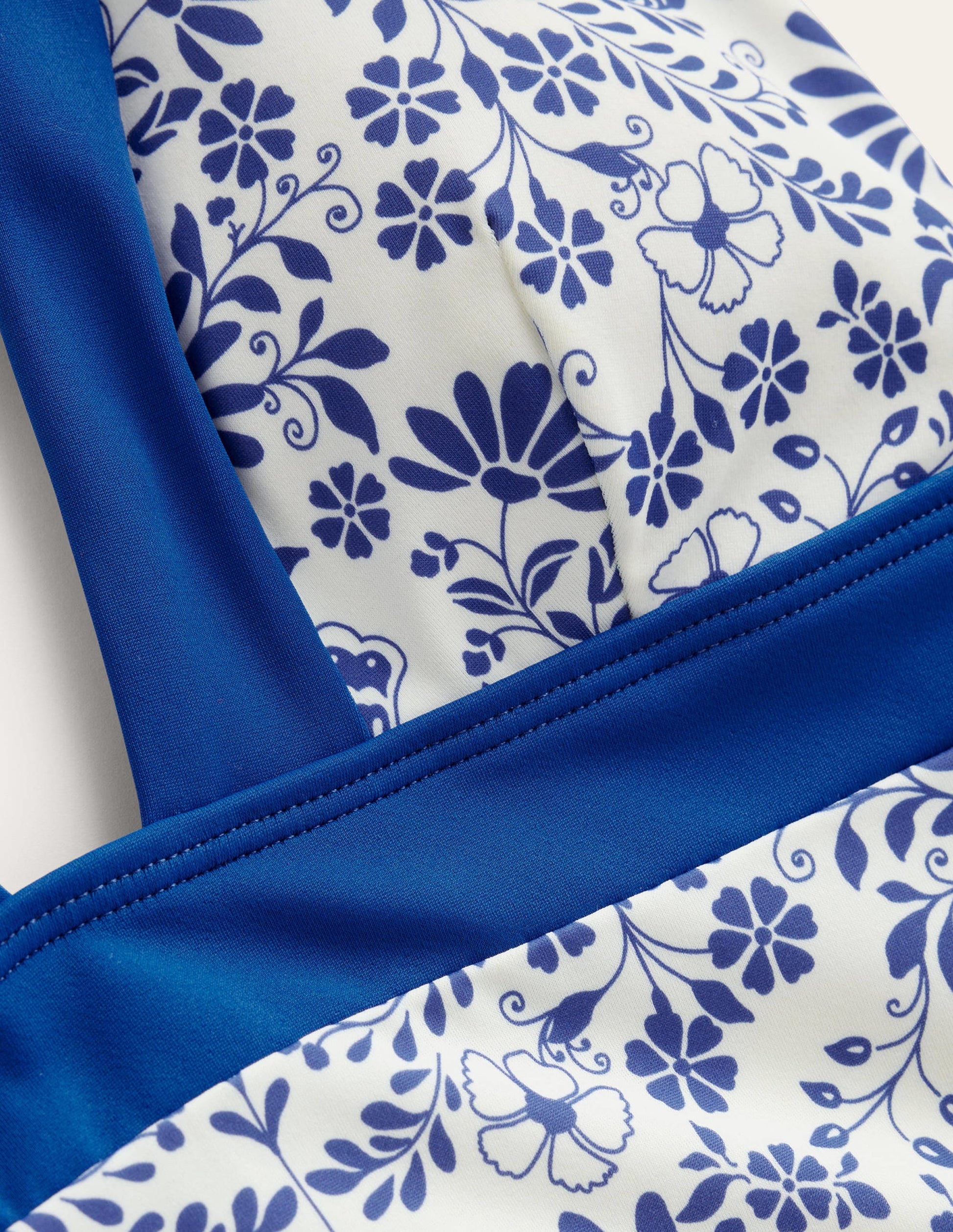 Maillot de bain dos-nu Ithaca-Ivoire, motif Lake Blue Gardenia-6