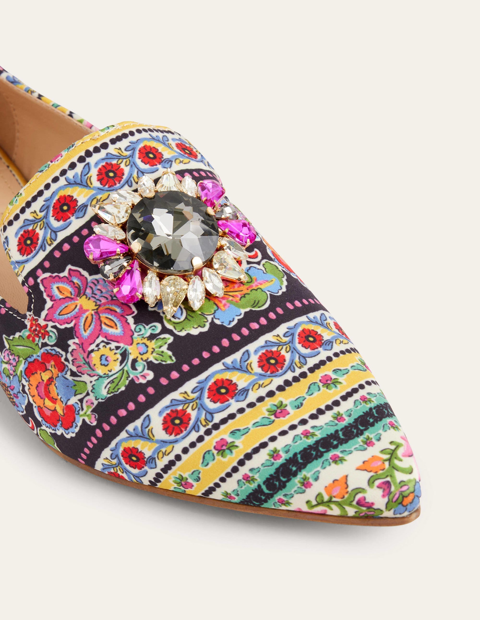 Gemusterte Loafer mit Verzierungen-Nelkenblüten - Image 3