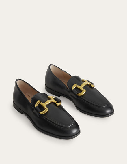 Iris Loafer mit Trensendetail-Schwarz