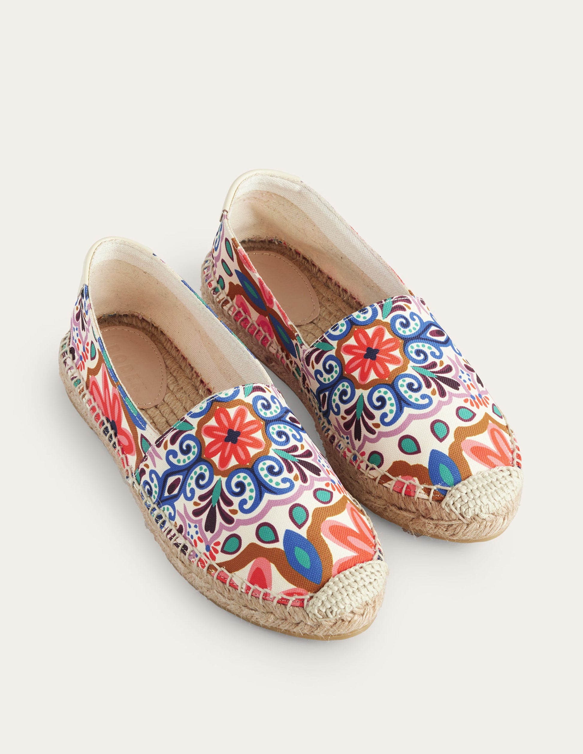 Klassische Espadrilles mit flacher Sohle-Naturweiß, Gobelinmuster-2