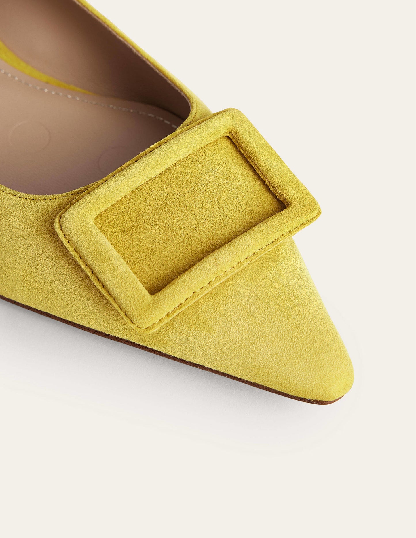 Spitze Ballerinas mit Verzierung-Sonnengelb