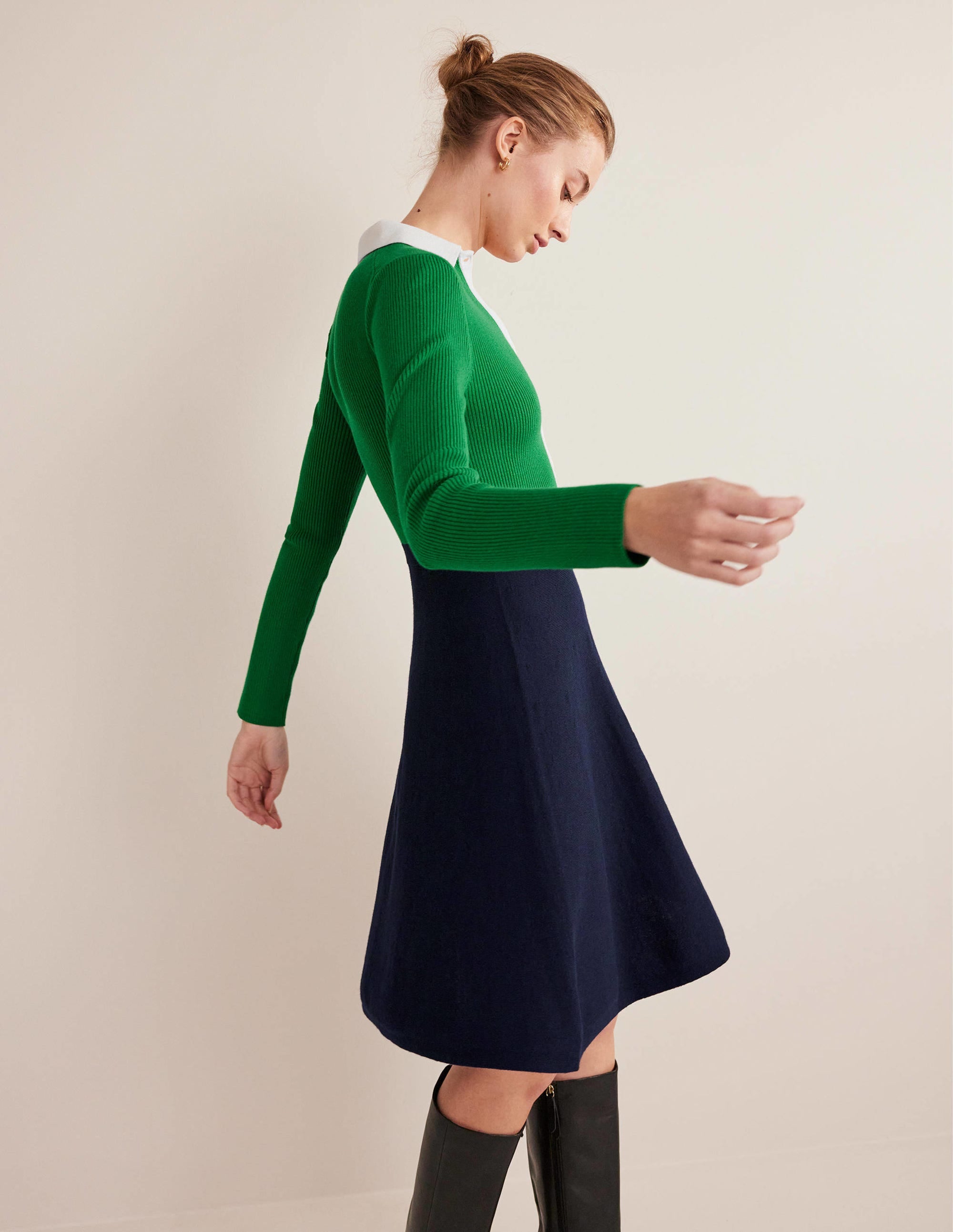Mini-Strickkleid mit Rippdetails-Grün/Navy, Blockfarben - Image 4