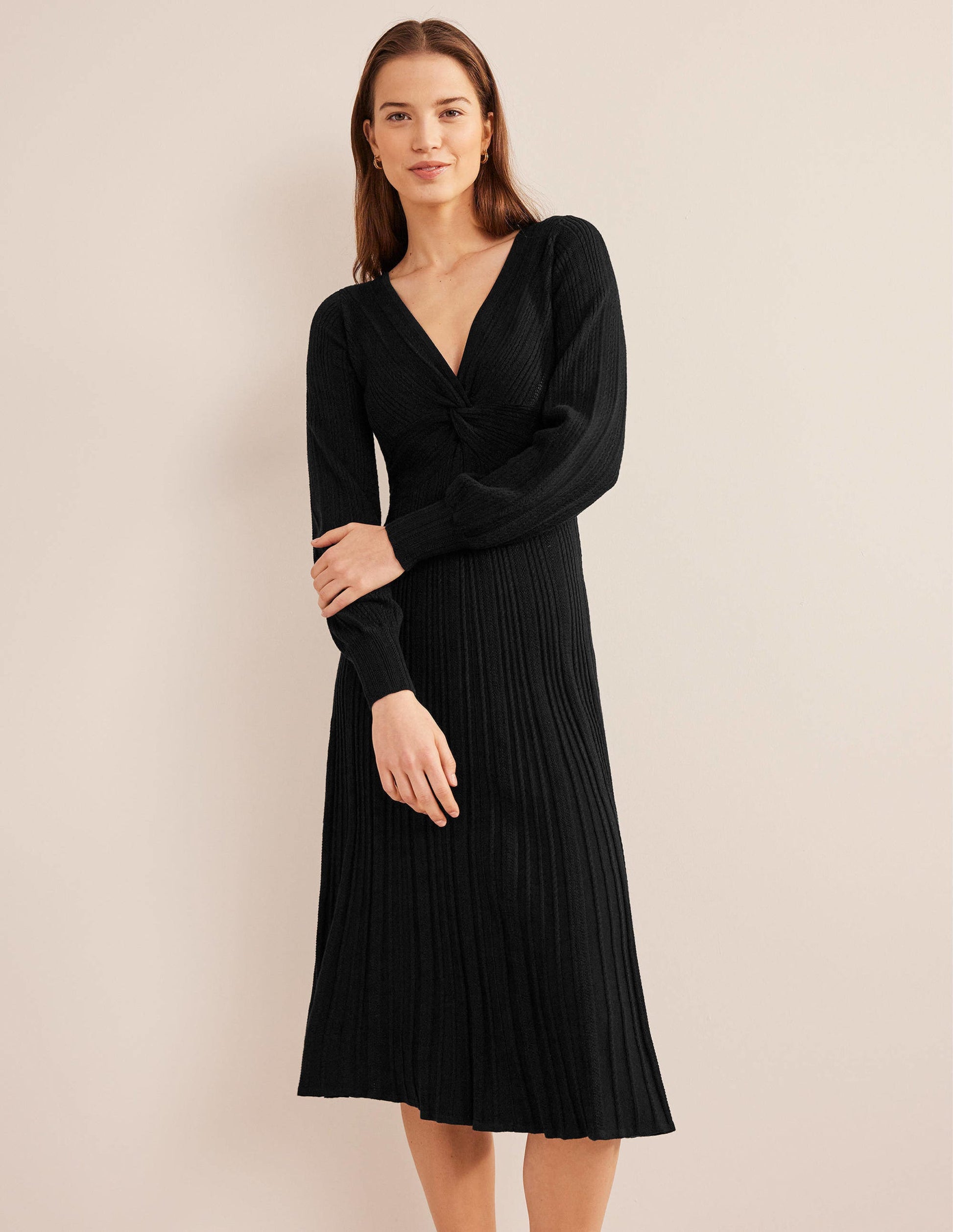 Robe midi torsadée sur le devant en maille-Noir-1