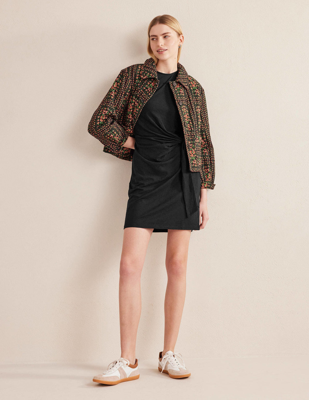 Jerseykleid mit Knotendetail-Schwarz-4