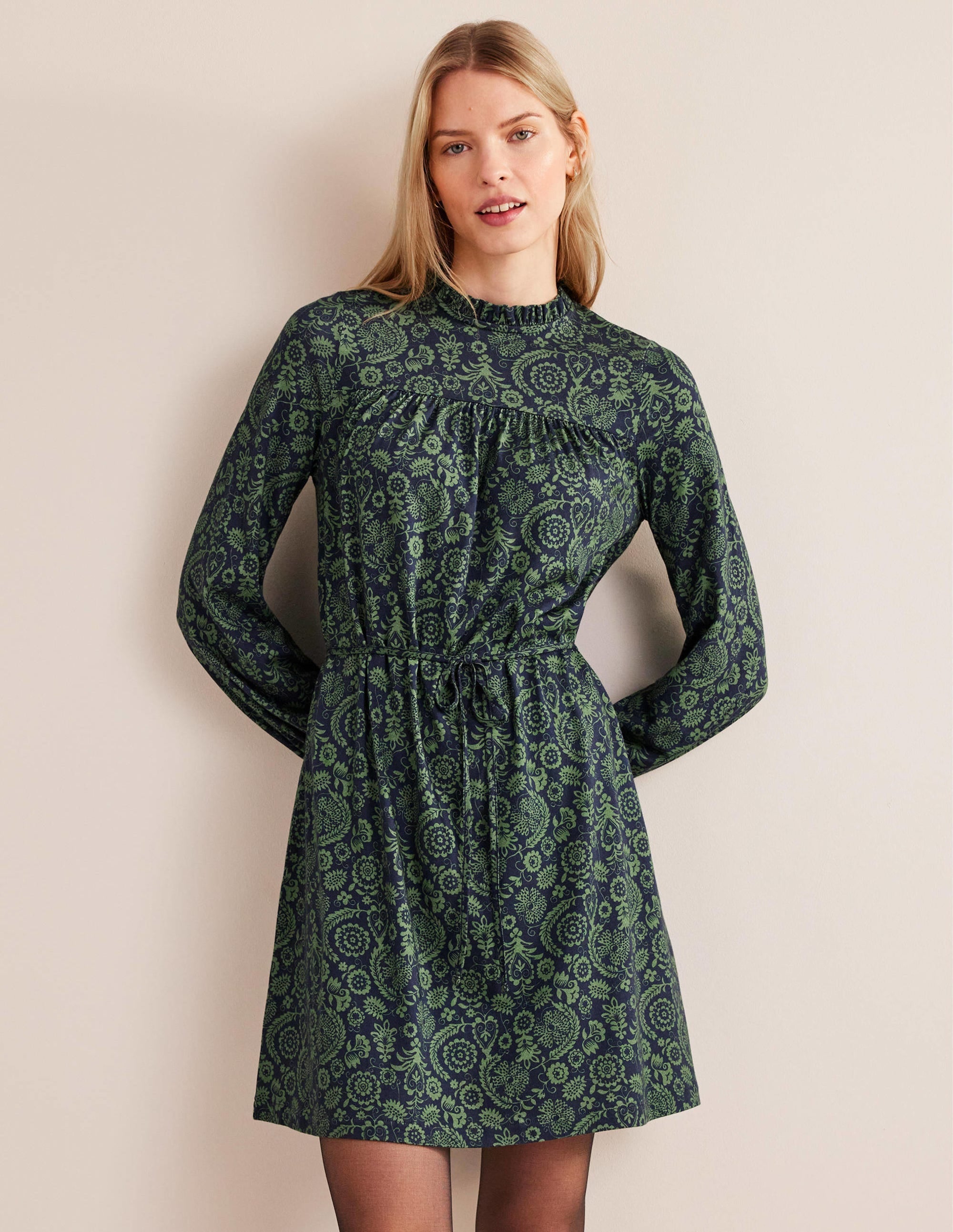 Lässiges Minikleid aus Jersey mit Passe-Bohnengrün, Tropencharme - Image 4