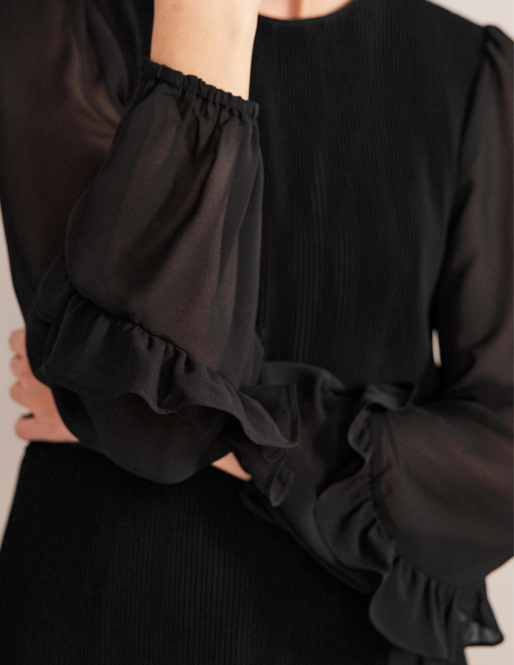 Plissiertes Minikleid-Schwarz-2