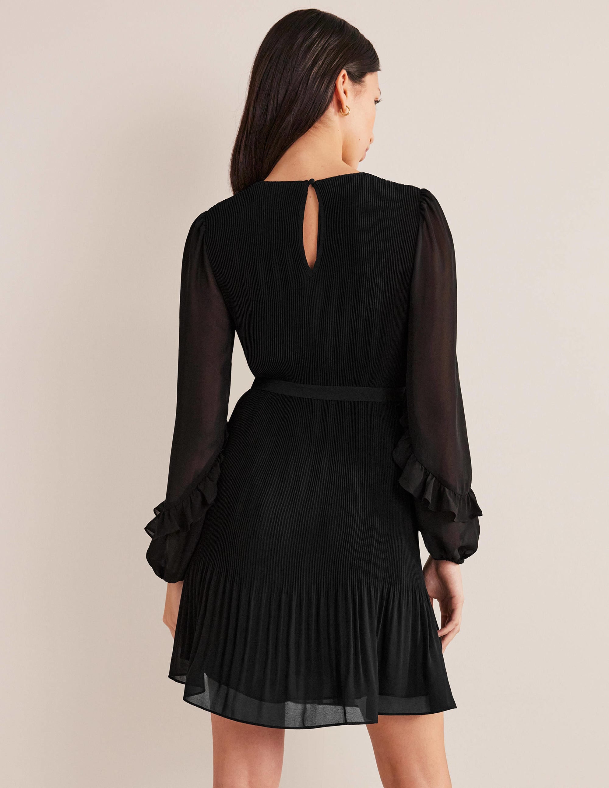Plissiertes Minikleid-Schwarz - Image 3
