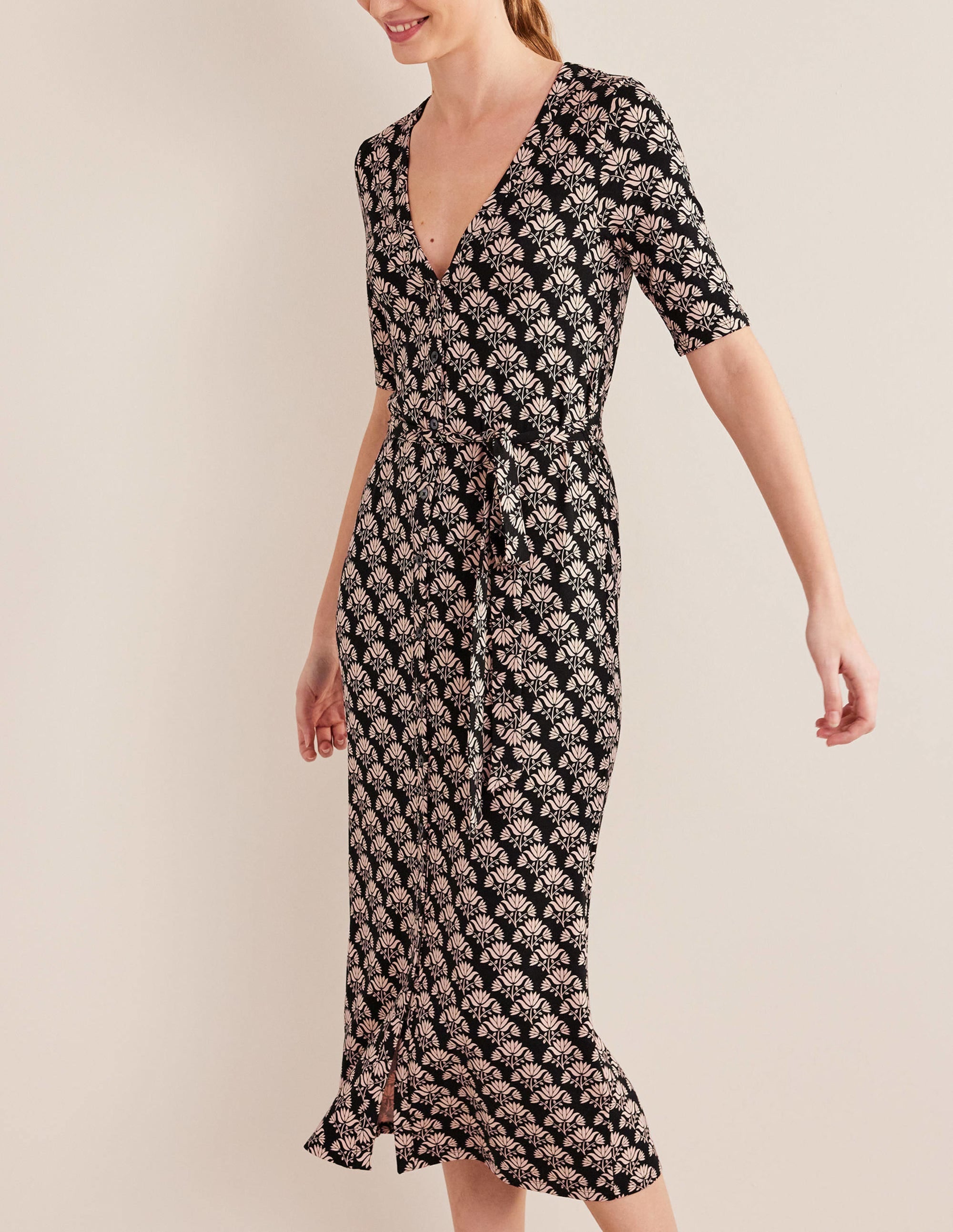 Robe midi boutonnée sur le devant en jersey-Noir, motif Passion Stamp - Image 2