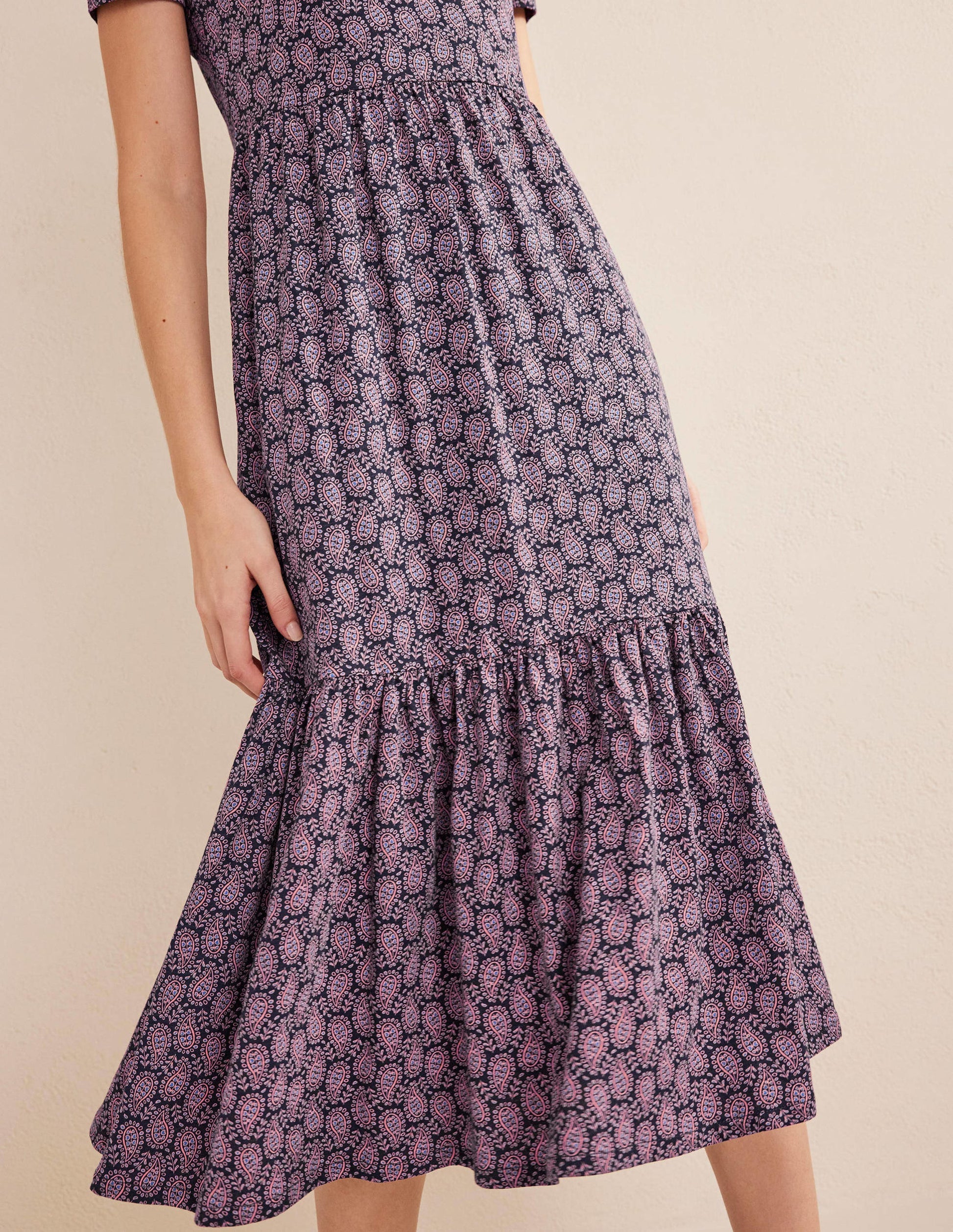Robe midi Emma en jersey à volants-Bleu marine foncé, motif Paisley Heart-2