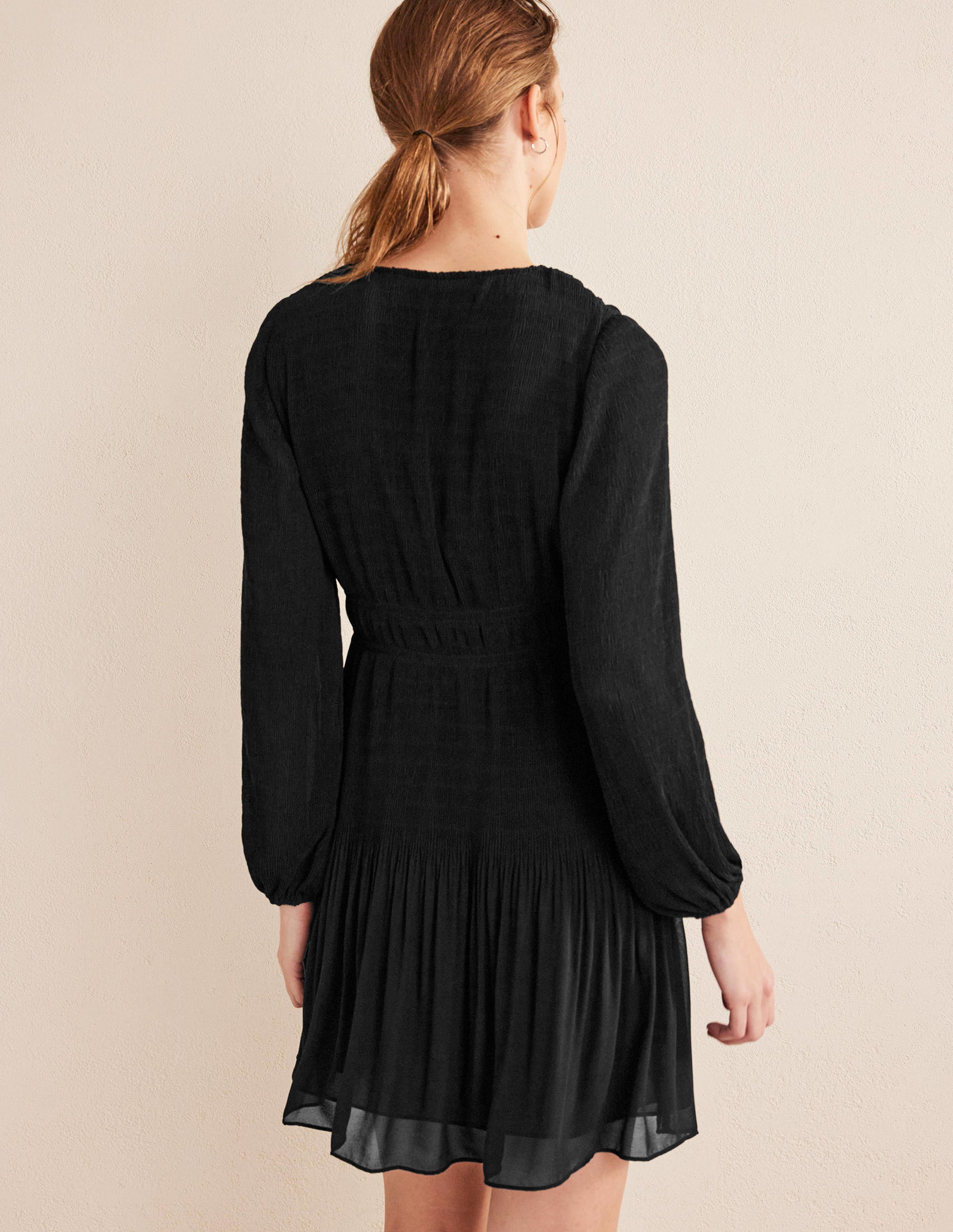Robe plissé à col V-Noir - Image 3