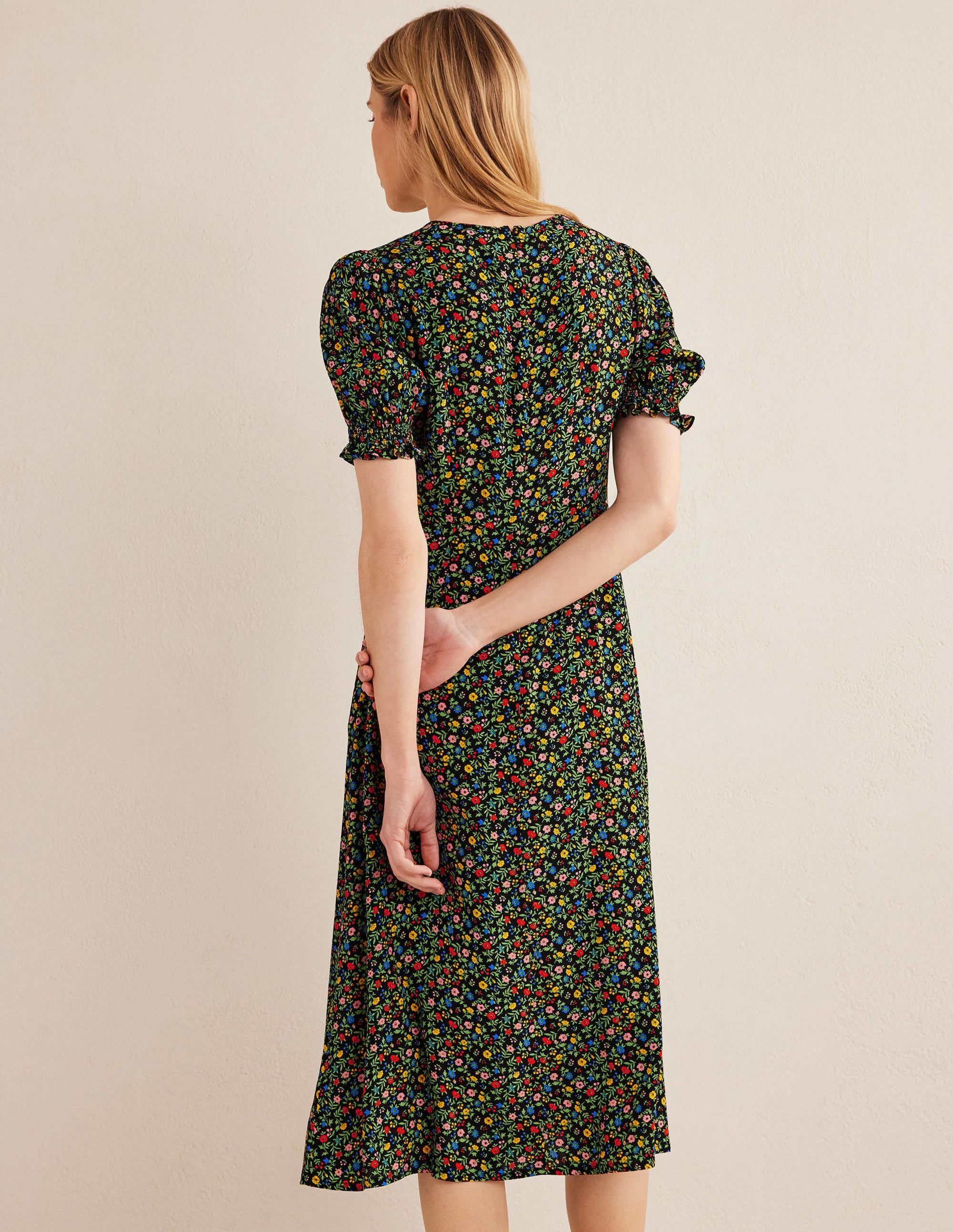 Robe midi style 40s Corinne-Noir, motif Petal Foliage - Image 3