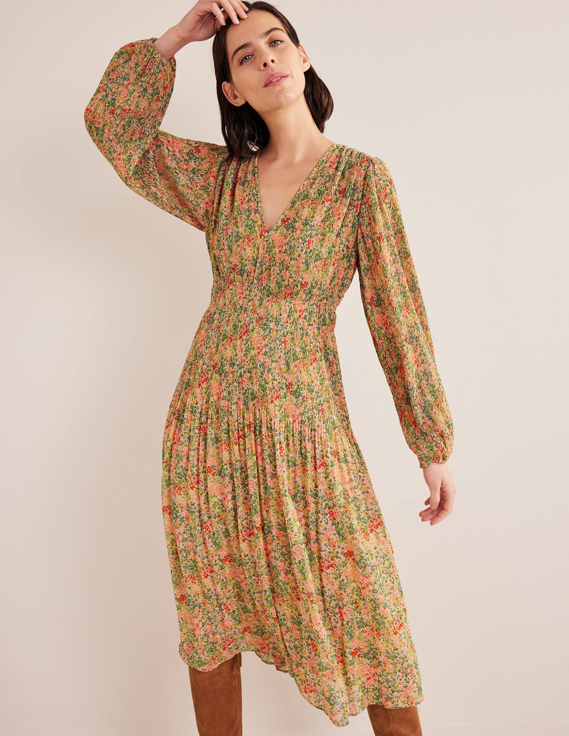 V-neck Plisse Midi Dress-Popcorn, Gardenia Petal-4