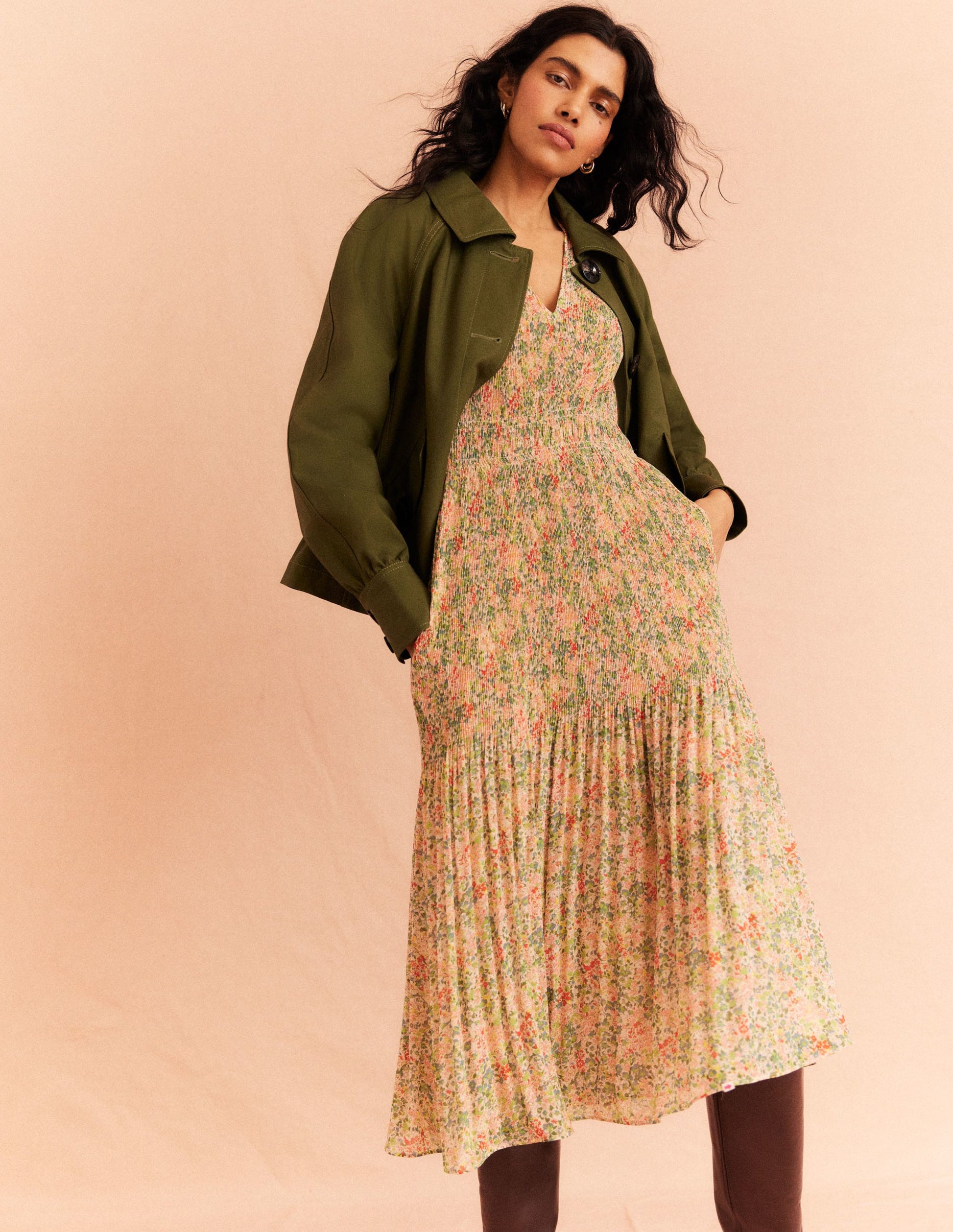 V-neck Plisse Midi Dress-Popcorn, Gardenia Petal-7