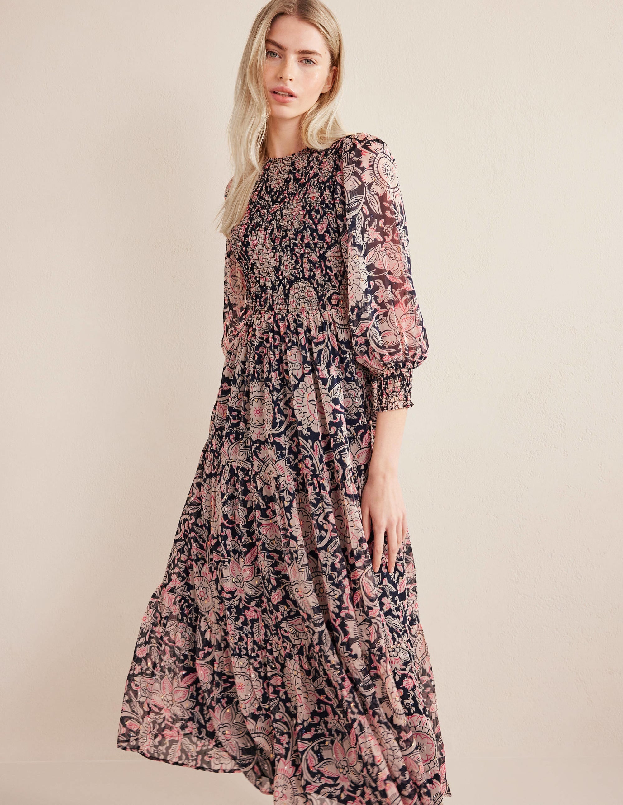 Robe longue métallisée à smocks-Popcorn, motif Floral Tapestry - Image 1