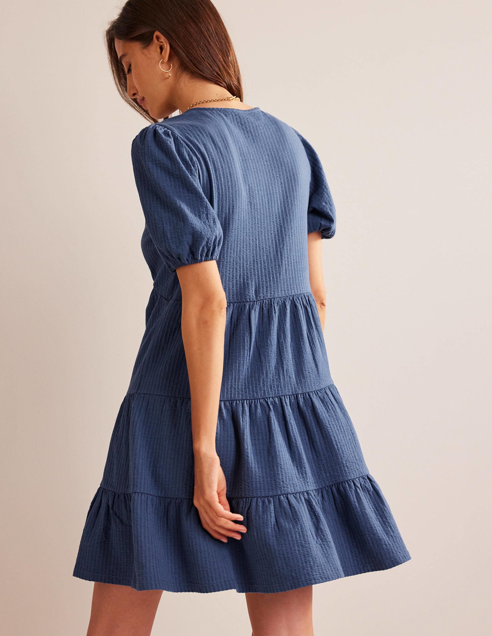 Kleid aus Jersey-Seersucker-Klassisches Navy - Image 3
