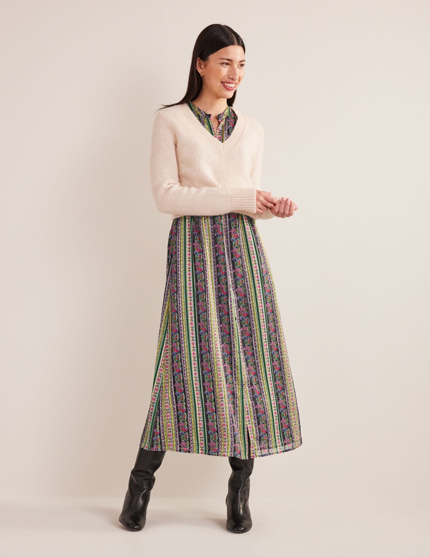 Metallic-Midikleid mit Rüschen-Bunt, Nelkenblüten