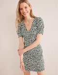 Jerseyminikleid mit V-Ausschnitt-Waldgrün, Sonnenblumenmuster