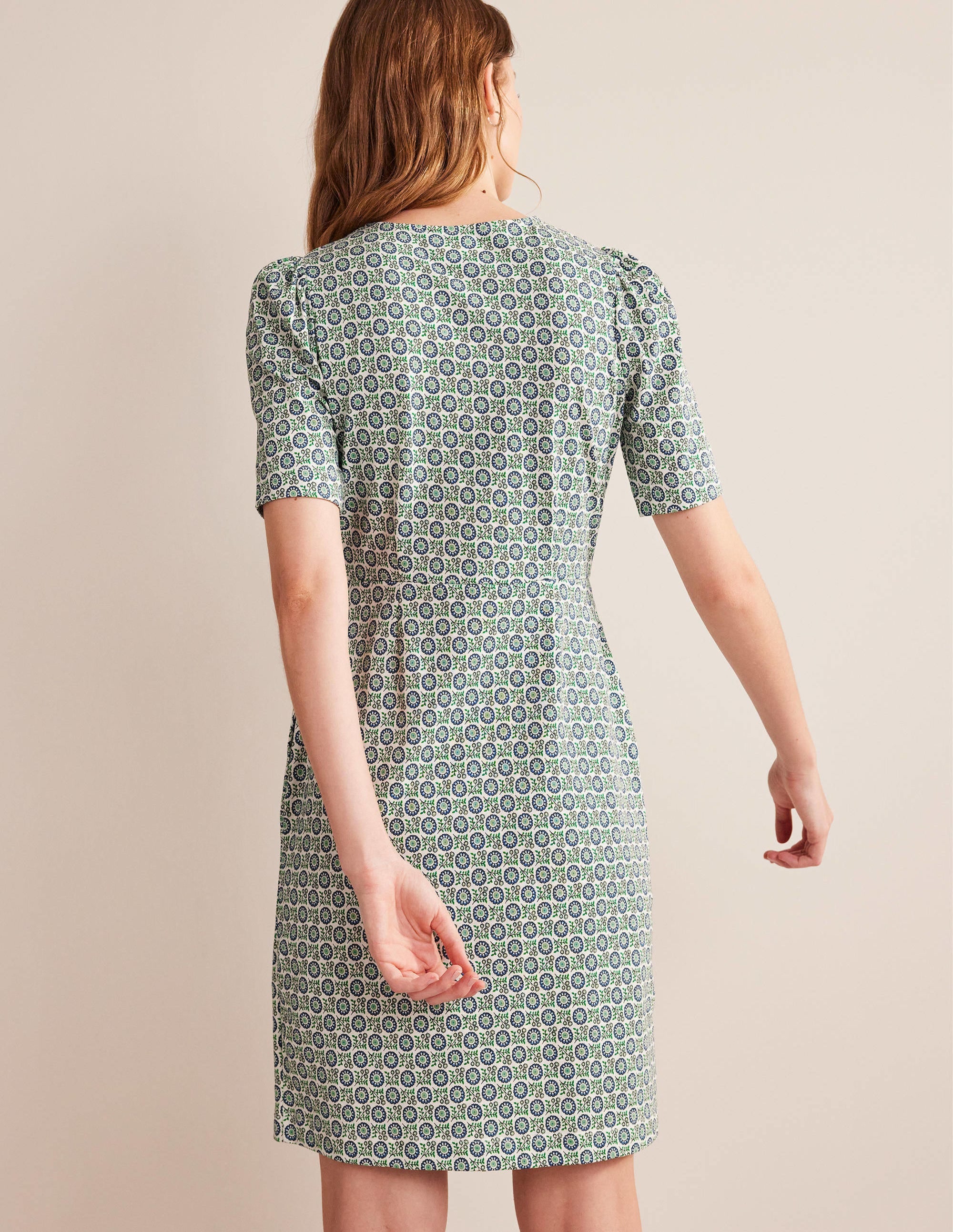 Jerseykleid mit Rundhalsausschnitt-Ägäisches Blau, Sonnenblumenzweig - Image 3