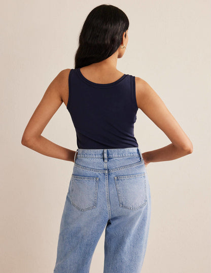 Essential Vest-Navy-3