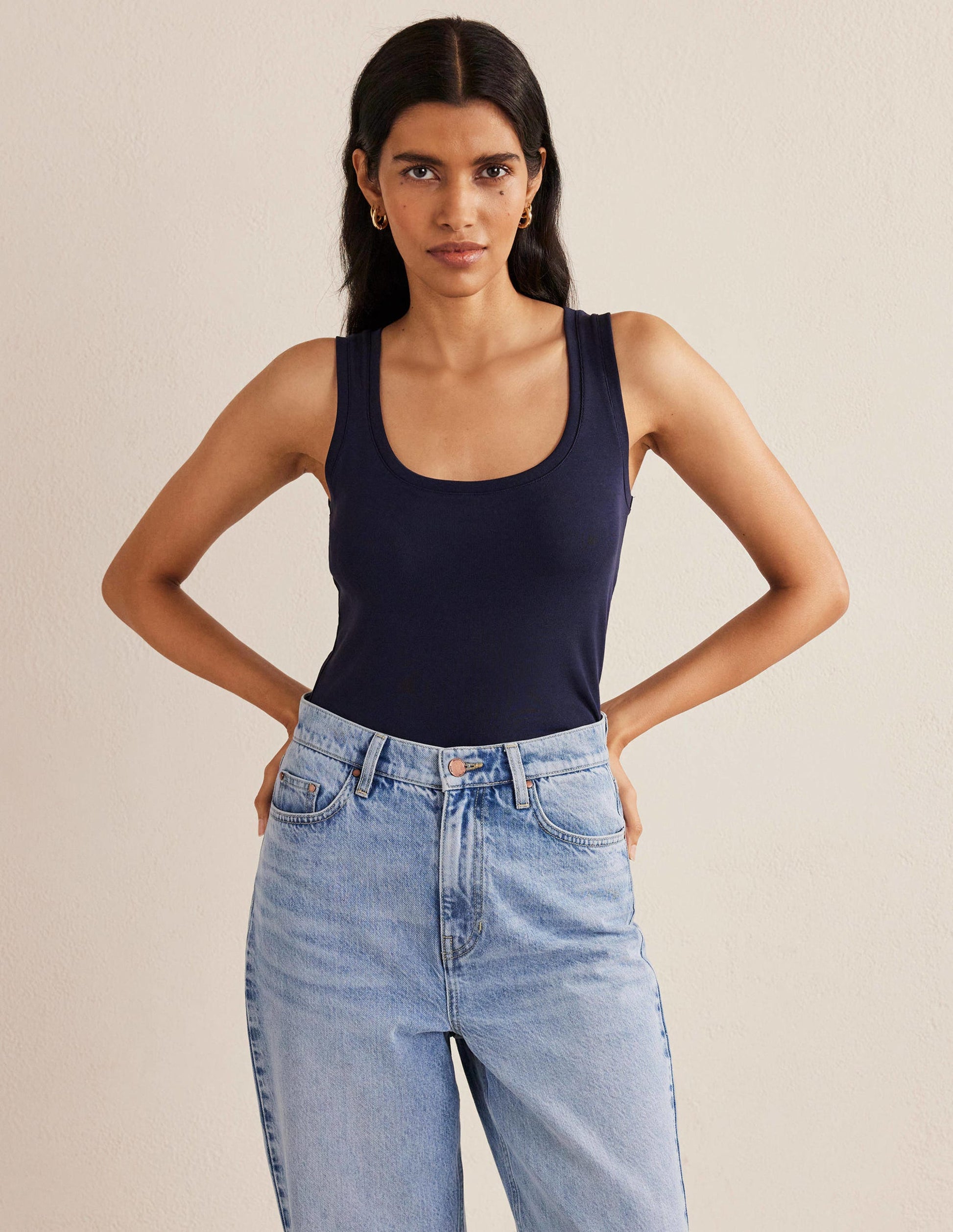 Essential Vest-Navy-4
