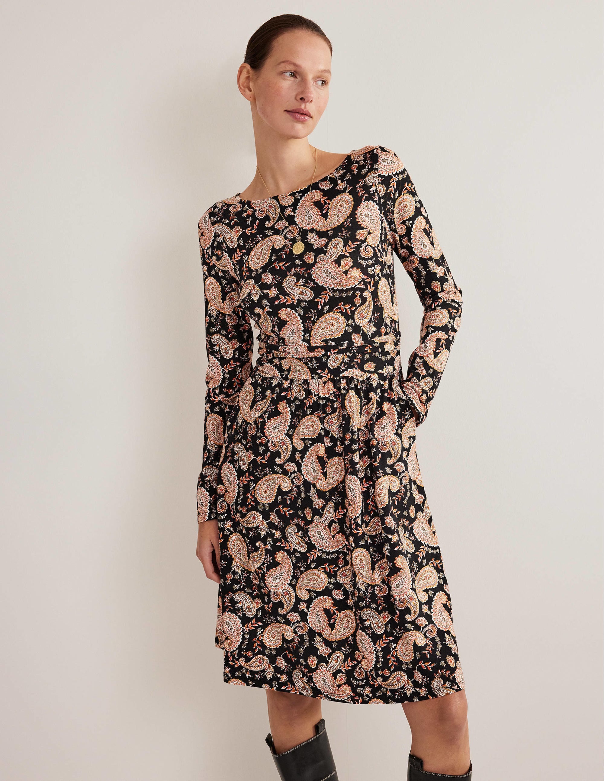 Abigail Jerseykleid-Schwarz, Paisleymuster - Image 1