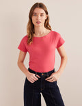 Superweiches T-Shirt mit U-Boot-Ausschnitt-Korallenrot