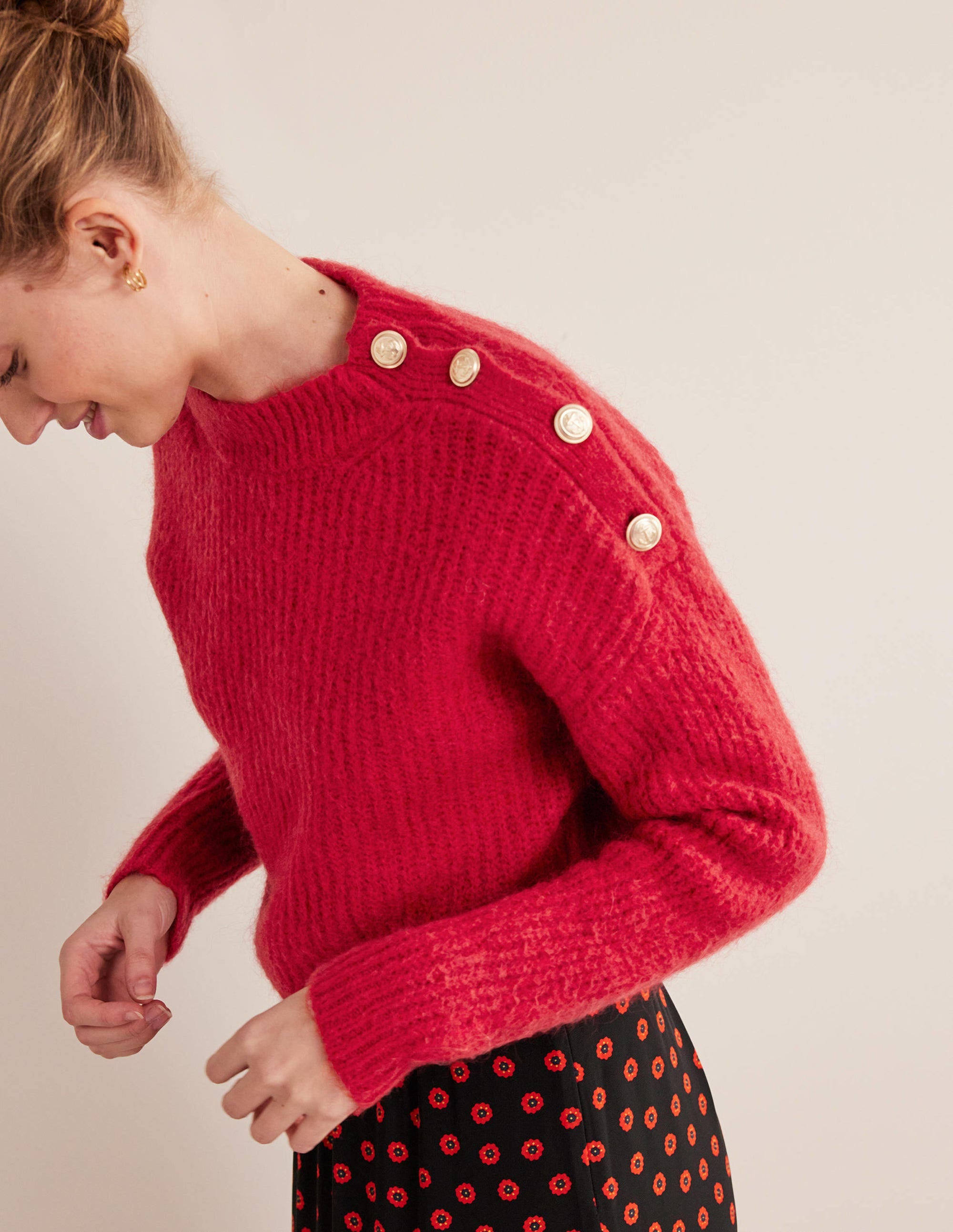 Rippstrickpullover mit Knöpfen an der Schulter-Rubinrot - Image 1