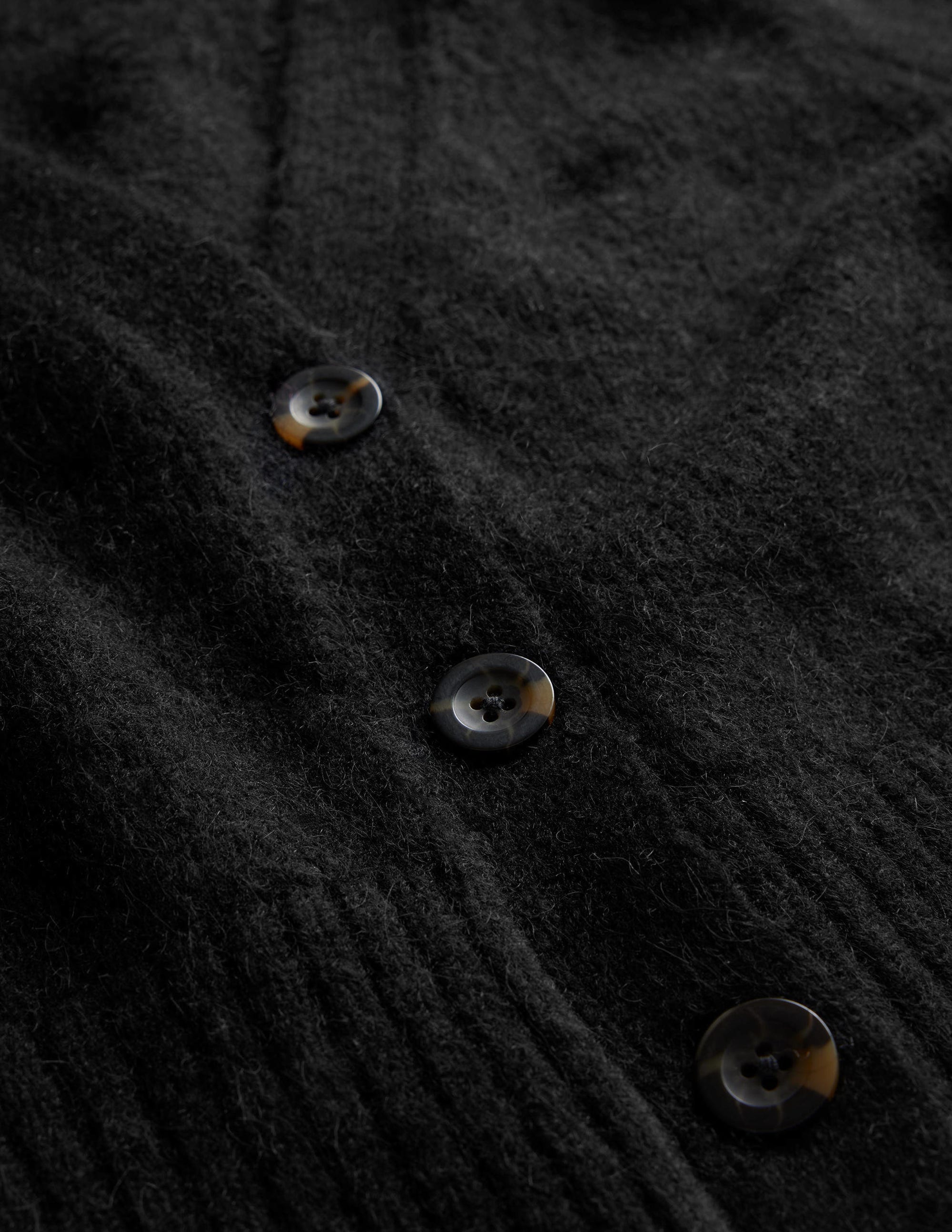 Gilet court à col V-Noir - Image 6