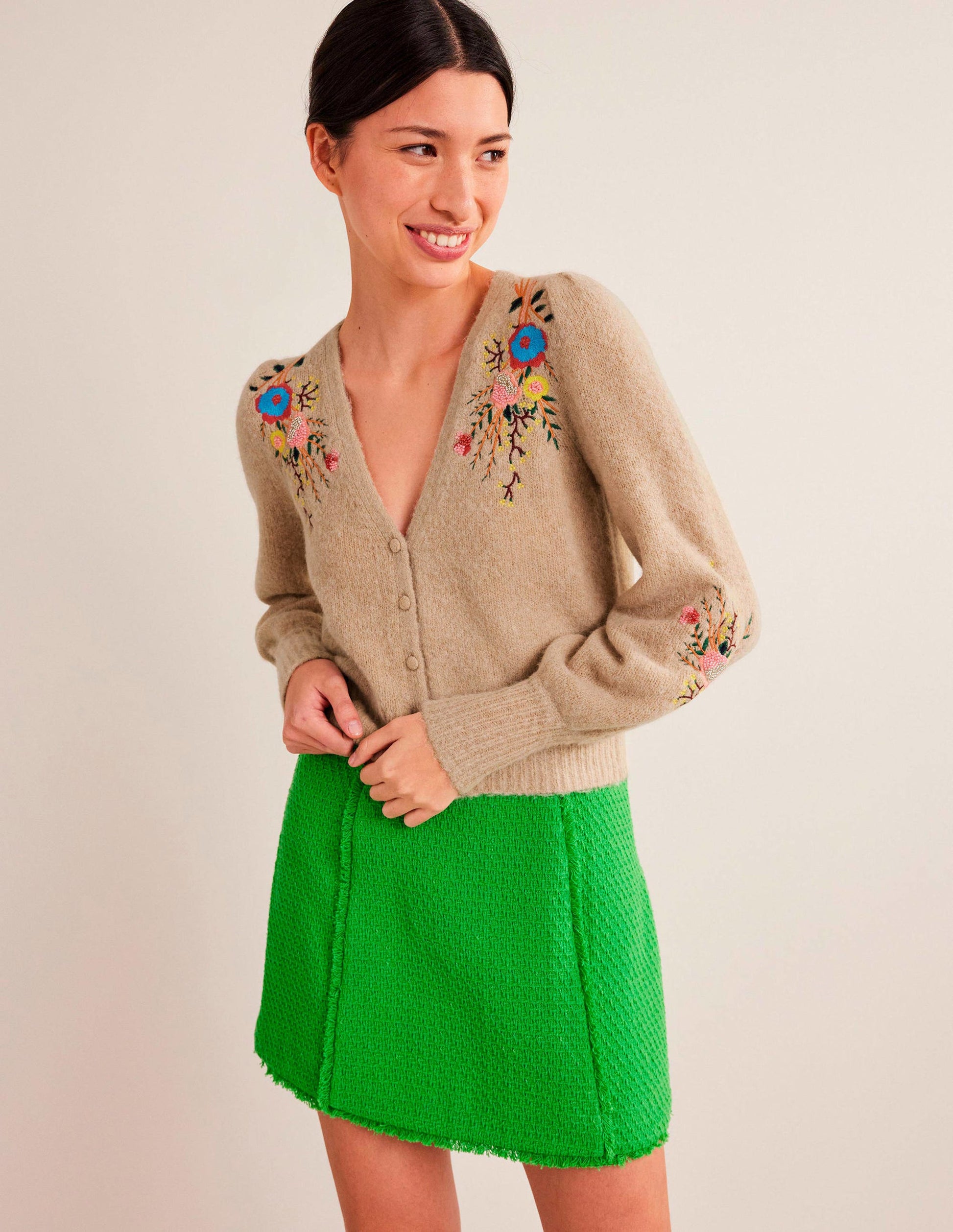 Gilet floral brodé-Motif floral chinchilla chiné-1