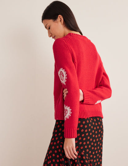 Grobstrick-Pullover mit Stickerei-Erdbeerkuchenrot