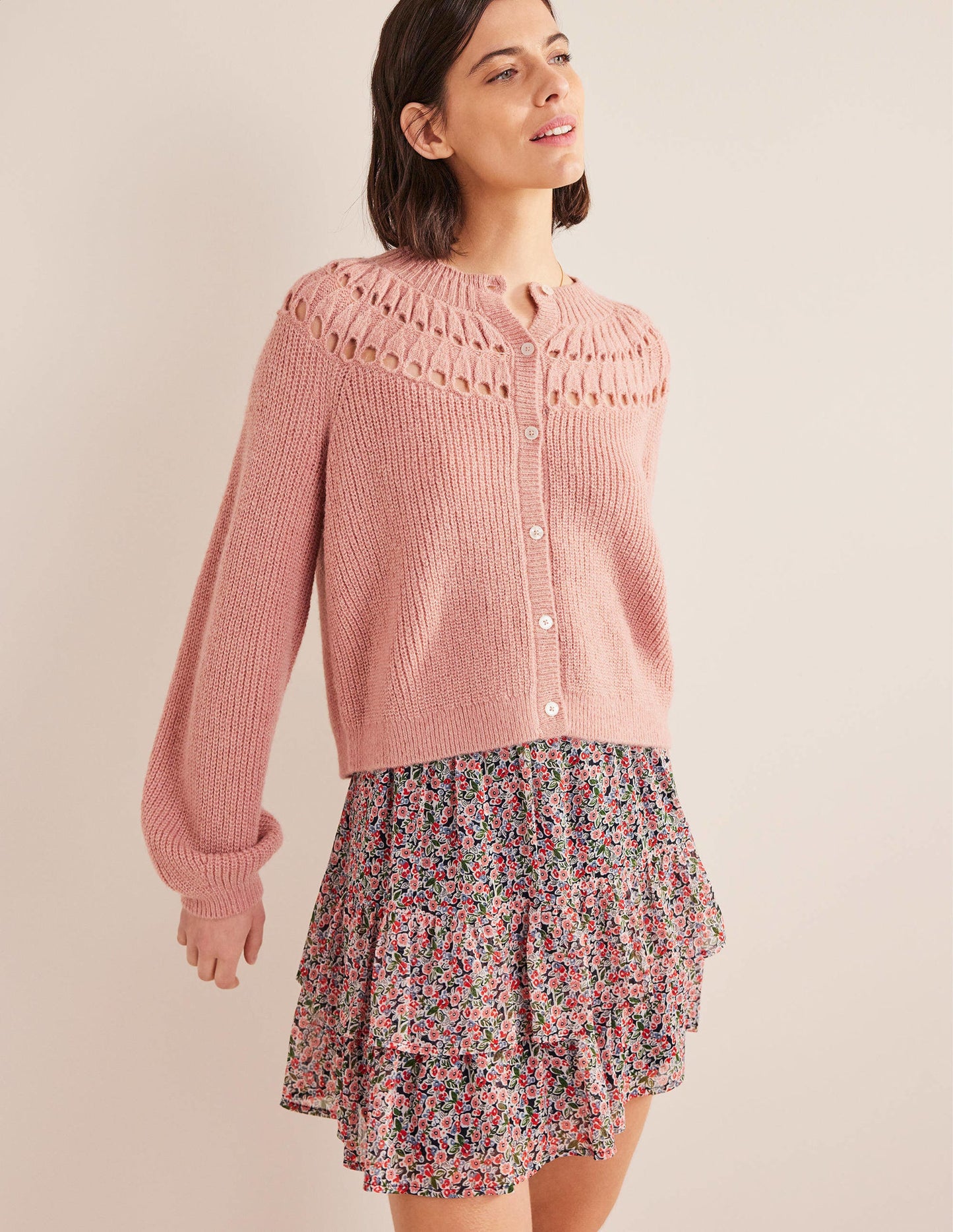 Cardigan mit hübschen Rüschen-Dahlien-Rosa