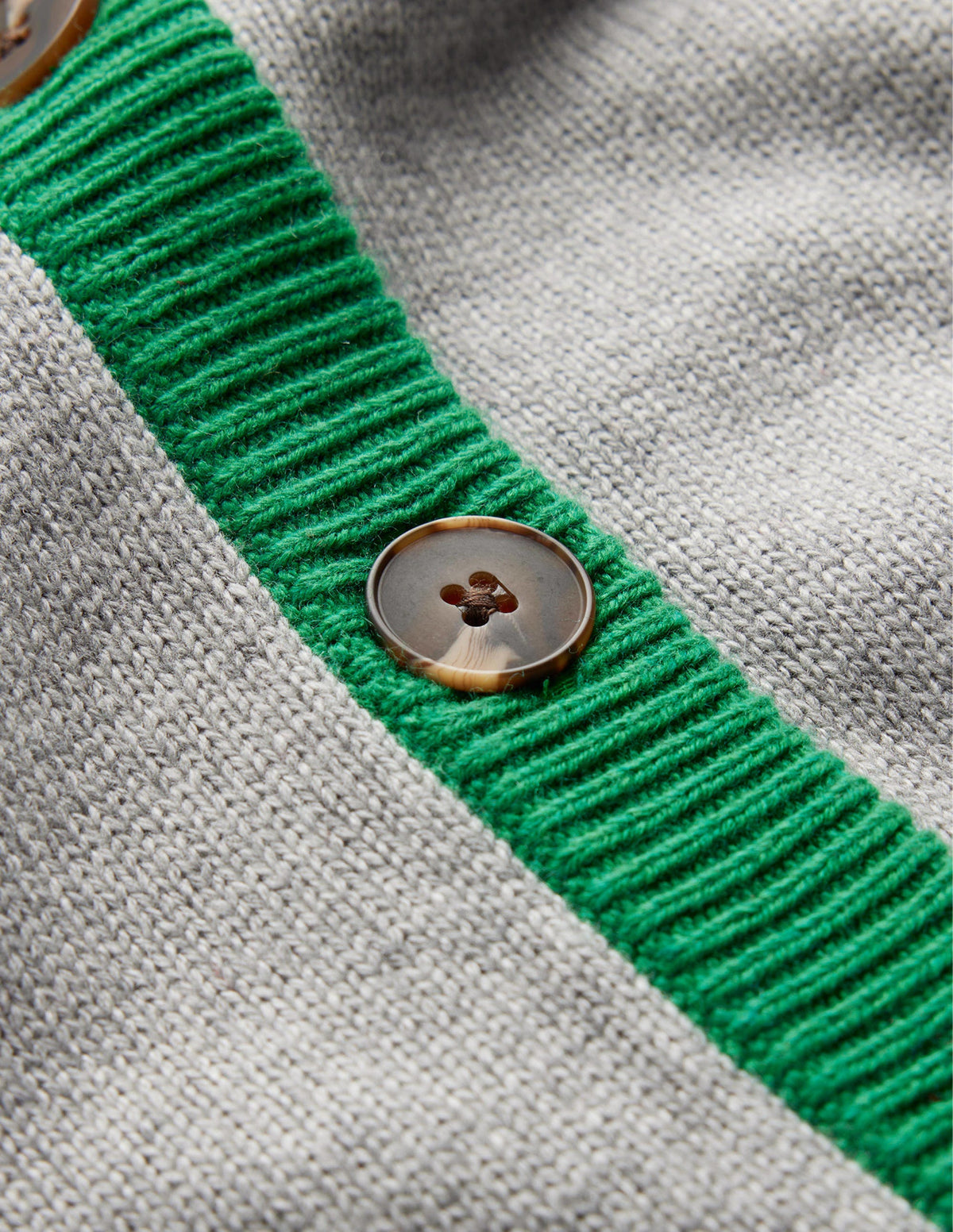 Alma Strickjacke mit Kontrastbesatz-Grau Meliert, Grünes Tamburin - Image 6