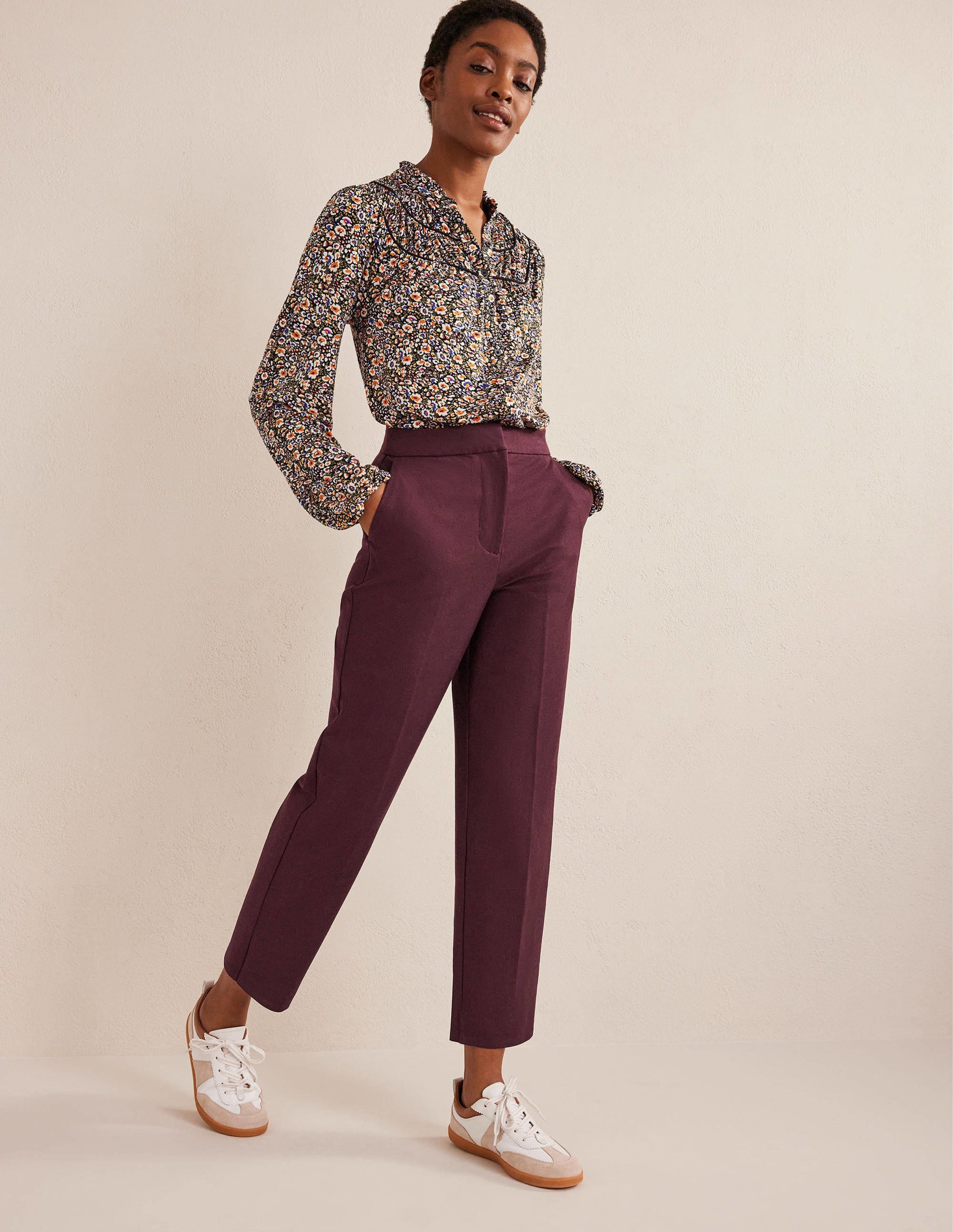 Gerade geschnittene Hose mit 2-Wege-Stretch-Kastanienbraun - Image 1