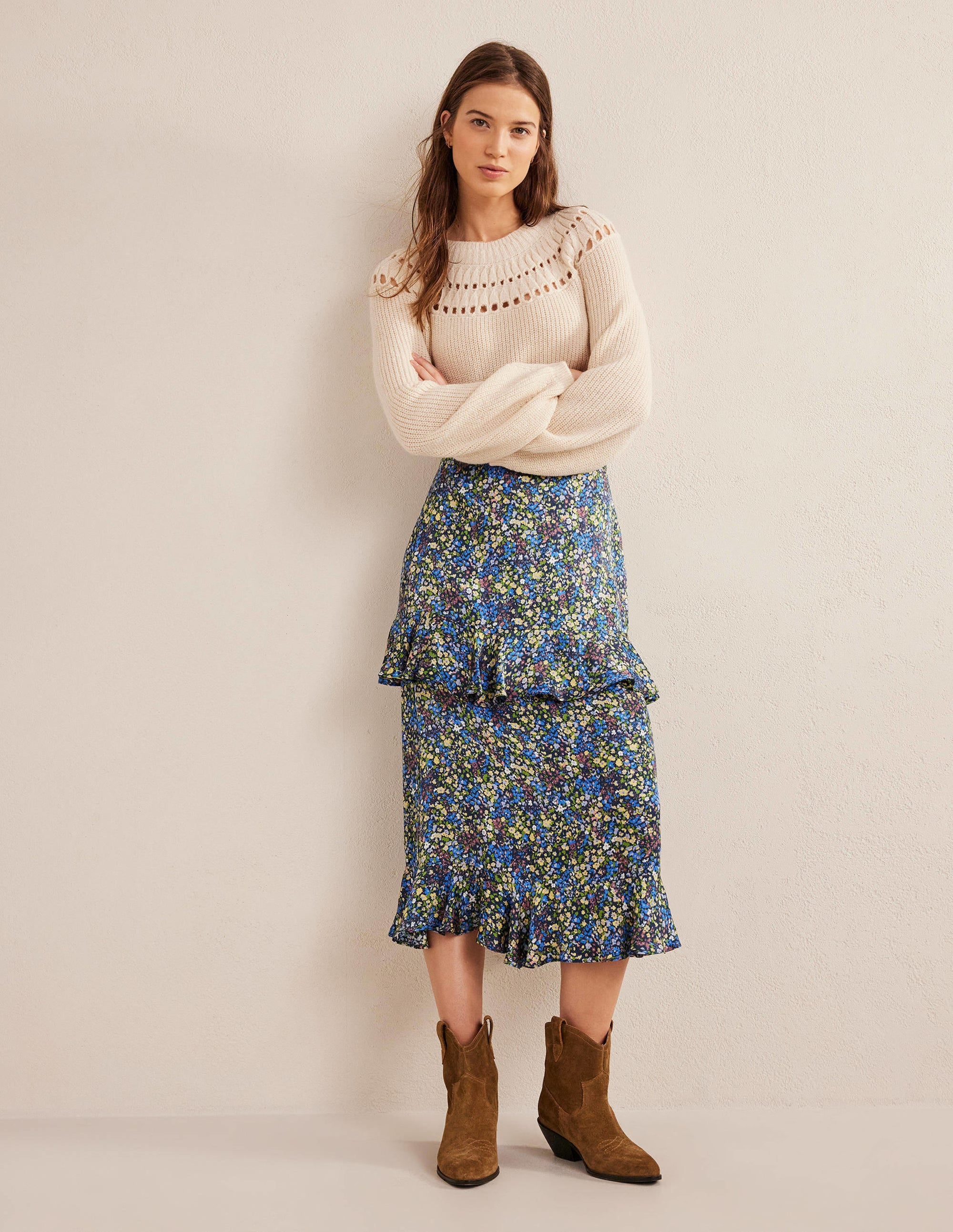 Jupe midi florale à volants en satin-Bleu nébuleuse, motif Gardenia Petal - Image 5