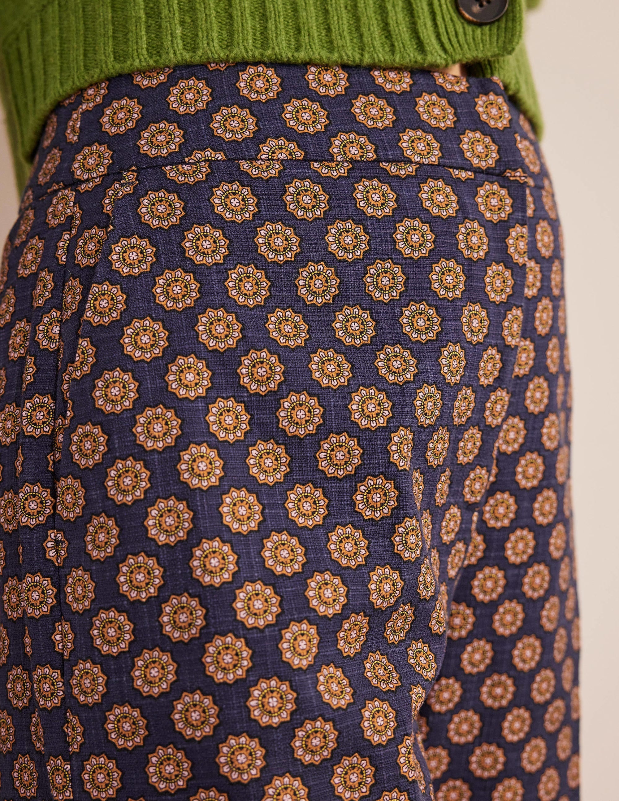 Pantalon imprimé droit-Bleu marine, motif Sunflower Geo - Image 5