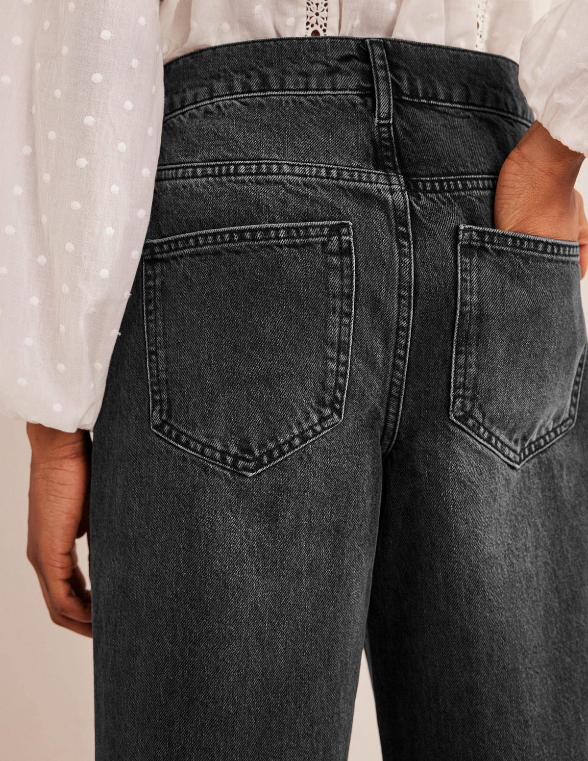 Boyfriend-Jeans-Schwarz - Image 2