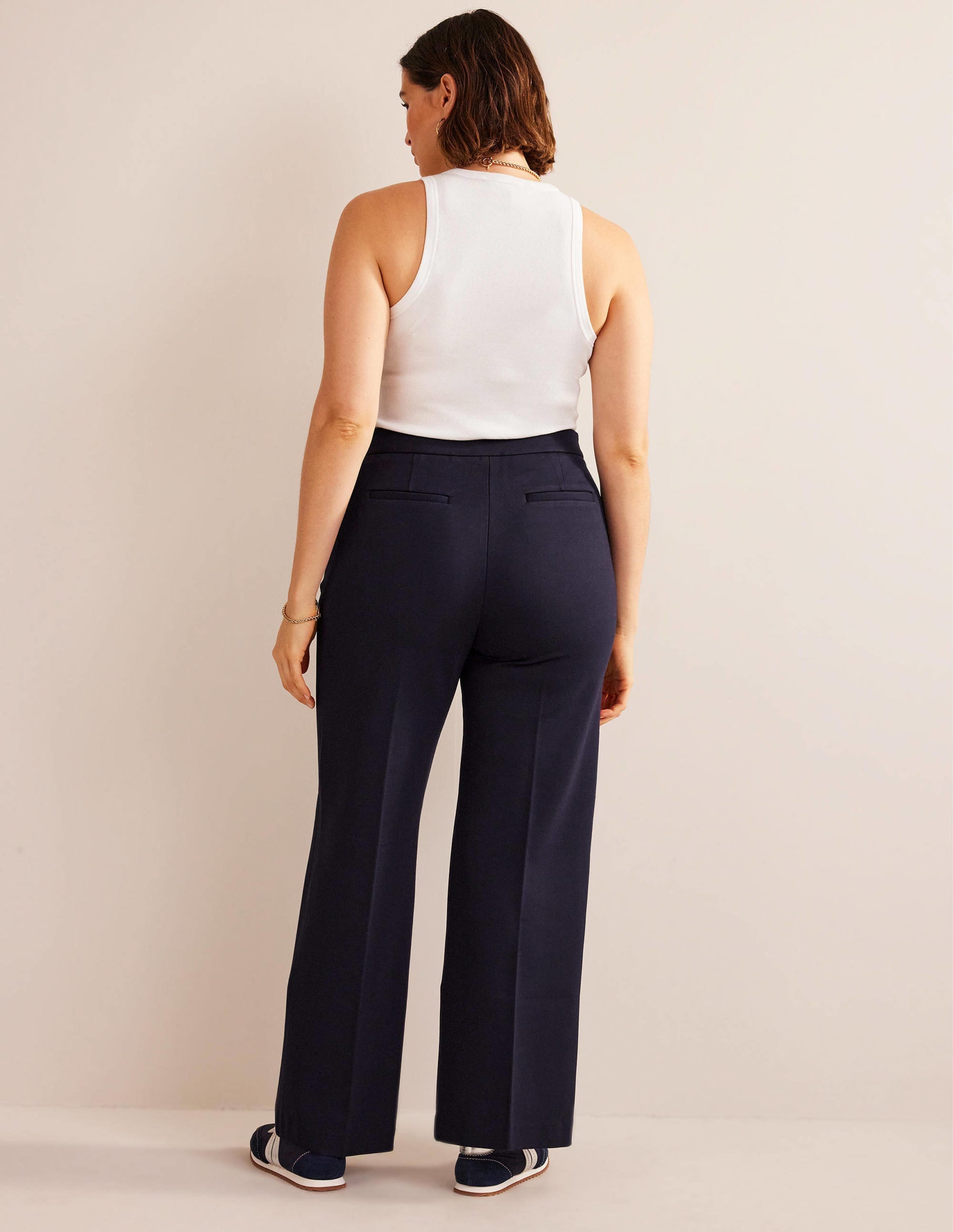 Pantalon Westbourne en point de Rome-Bleu Marine, Petits Pois - Image 6