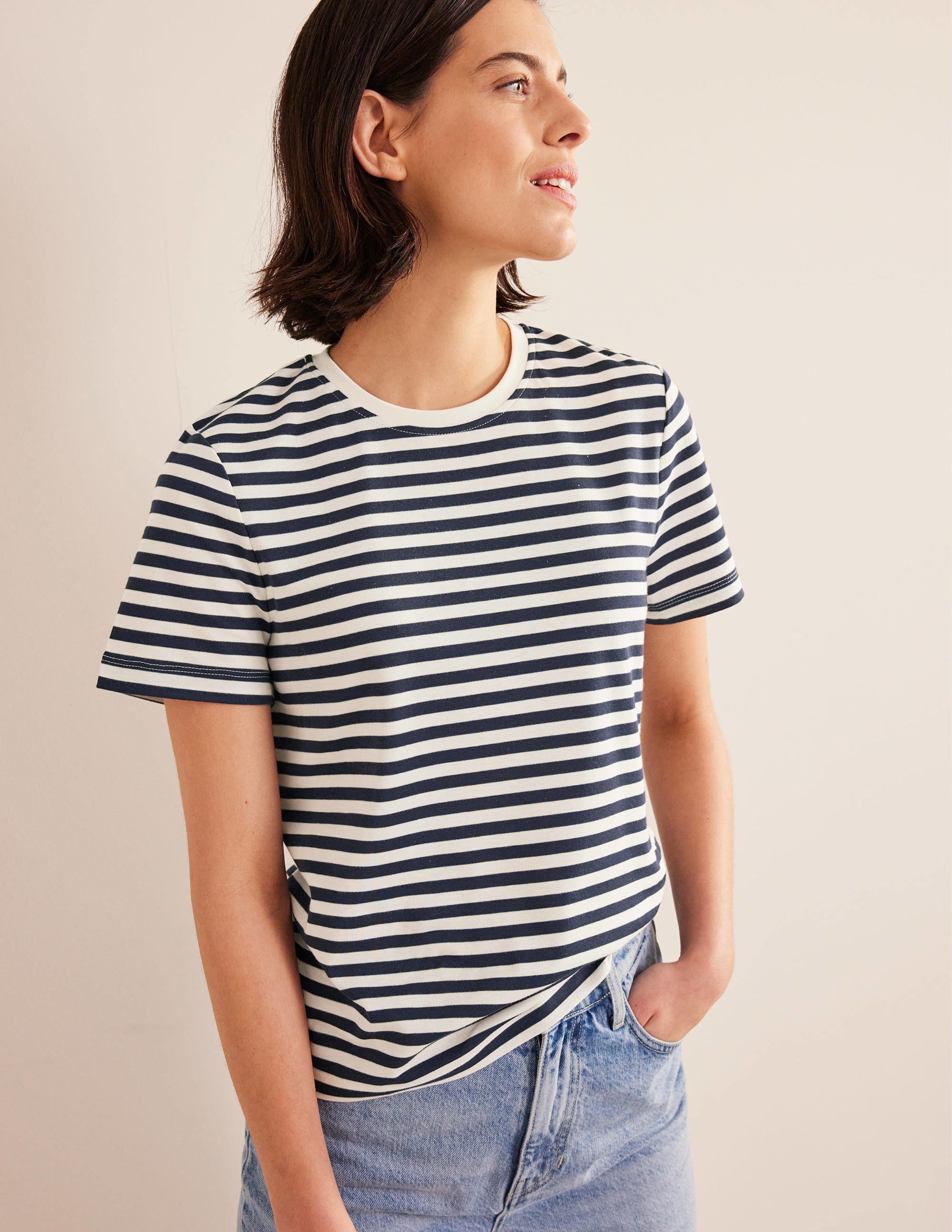 T-shirt col rond en coton-Rayé ivoire/bleu marine - Image 4