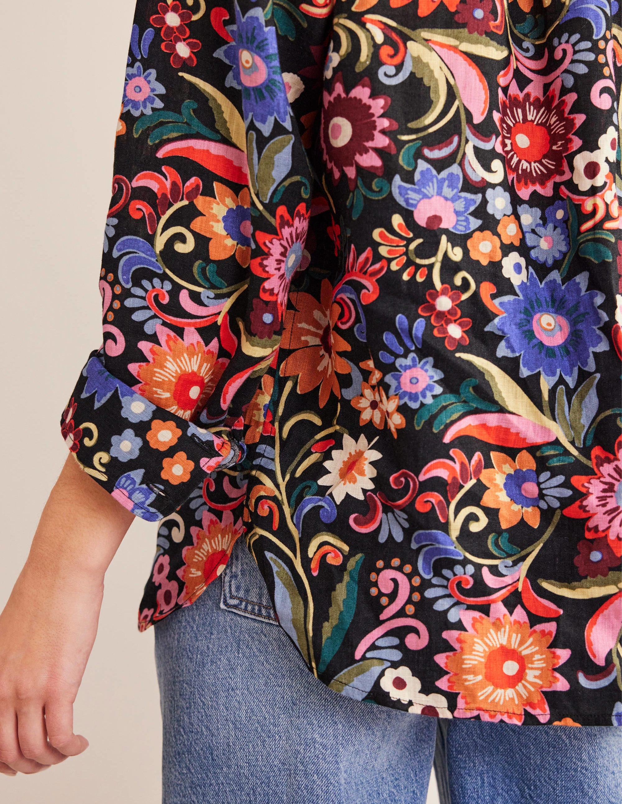 New Linen Shirt-Black, Gardenia Pop - Image 6