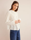 Statement-Bluse mit Spitzenborte-Naturweiß