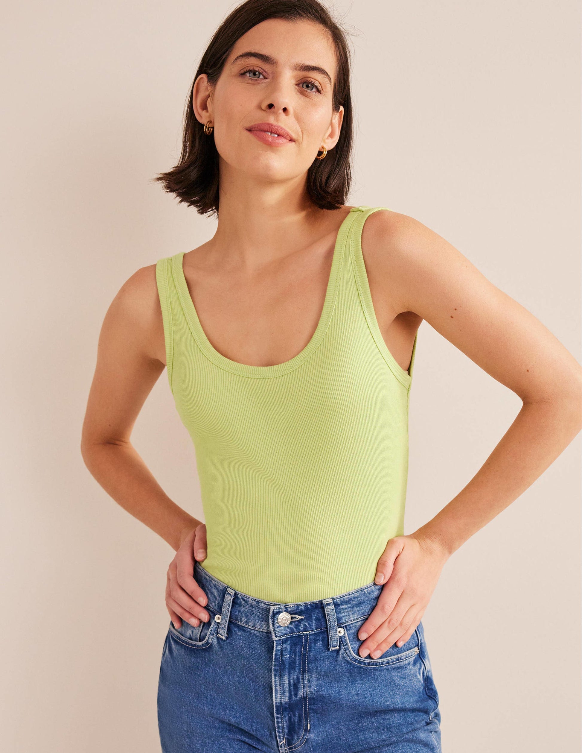 Geripptes Tanktop mit Rundhalsausschnitt-Zartes Pistaziengrün-2