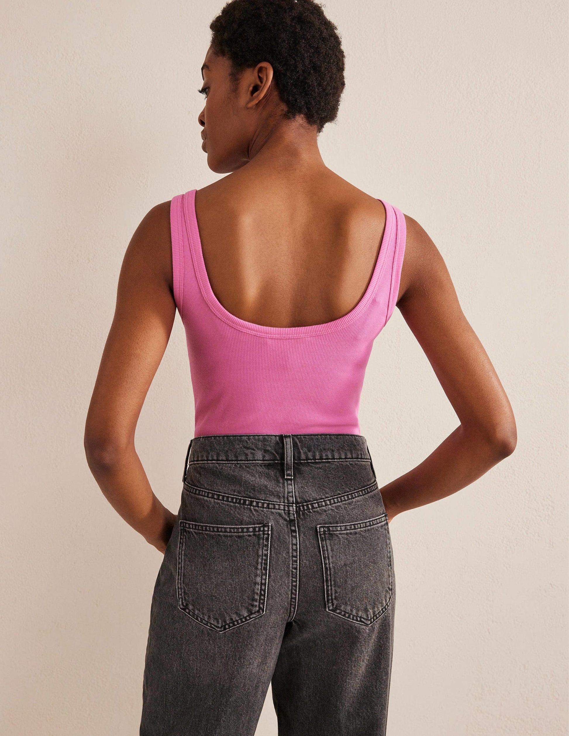 Geripptes Tanktop mit Rundhalsausschnitt-Pflaumenblüte-3