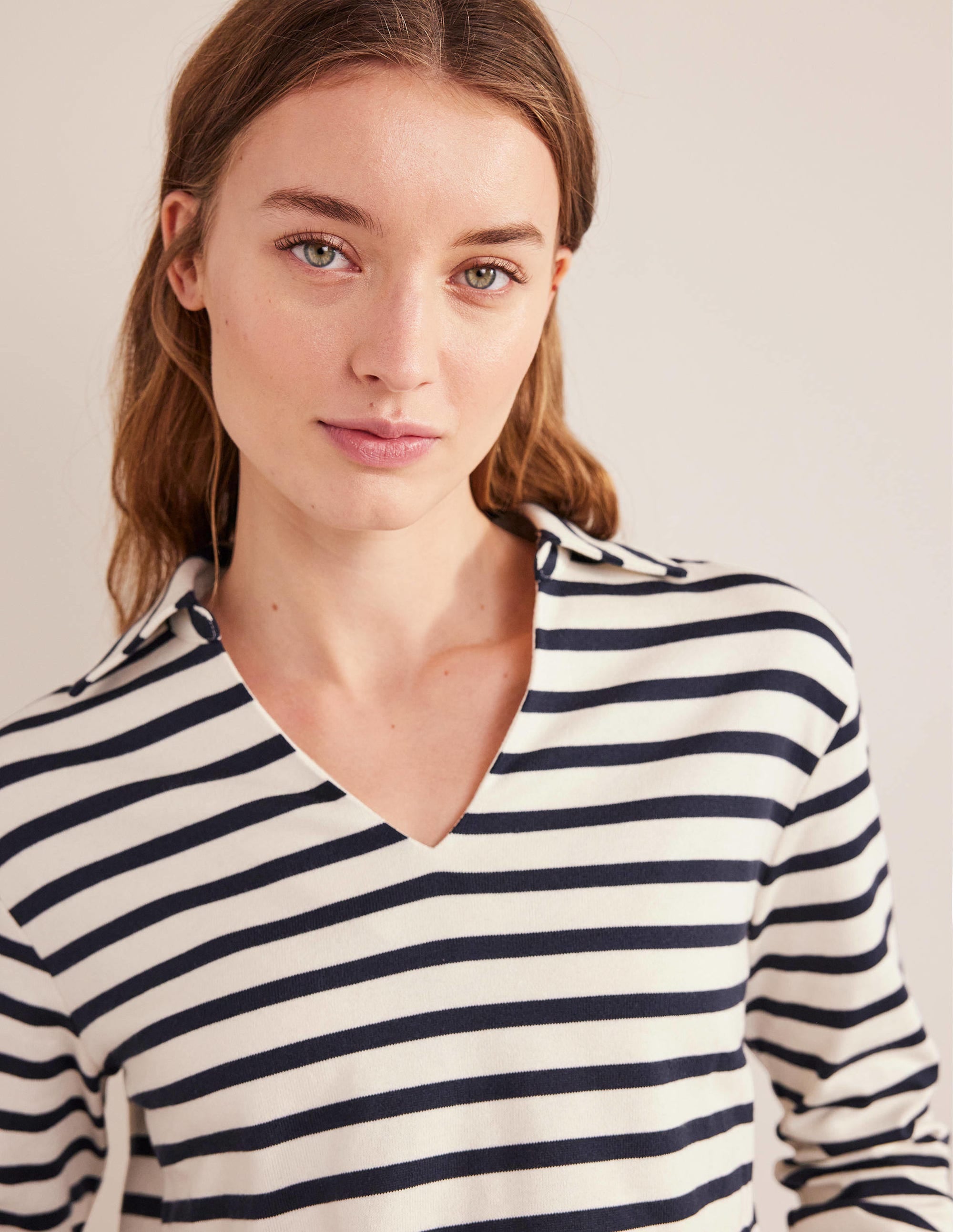 Gestreiftes Oberteil mit gekerbtem Ausschnitt-Naturweiß/Navy, Gestreift - Image 2