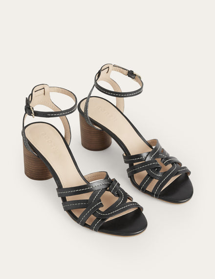 Absatzsandalen mit überkreuzten Riemen-Schwarz, Leder